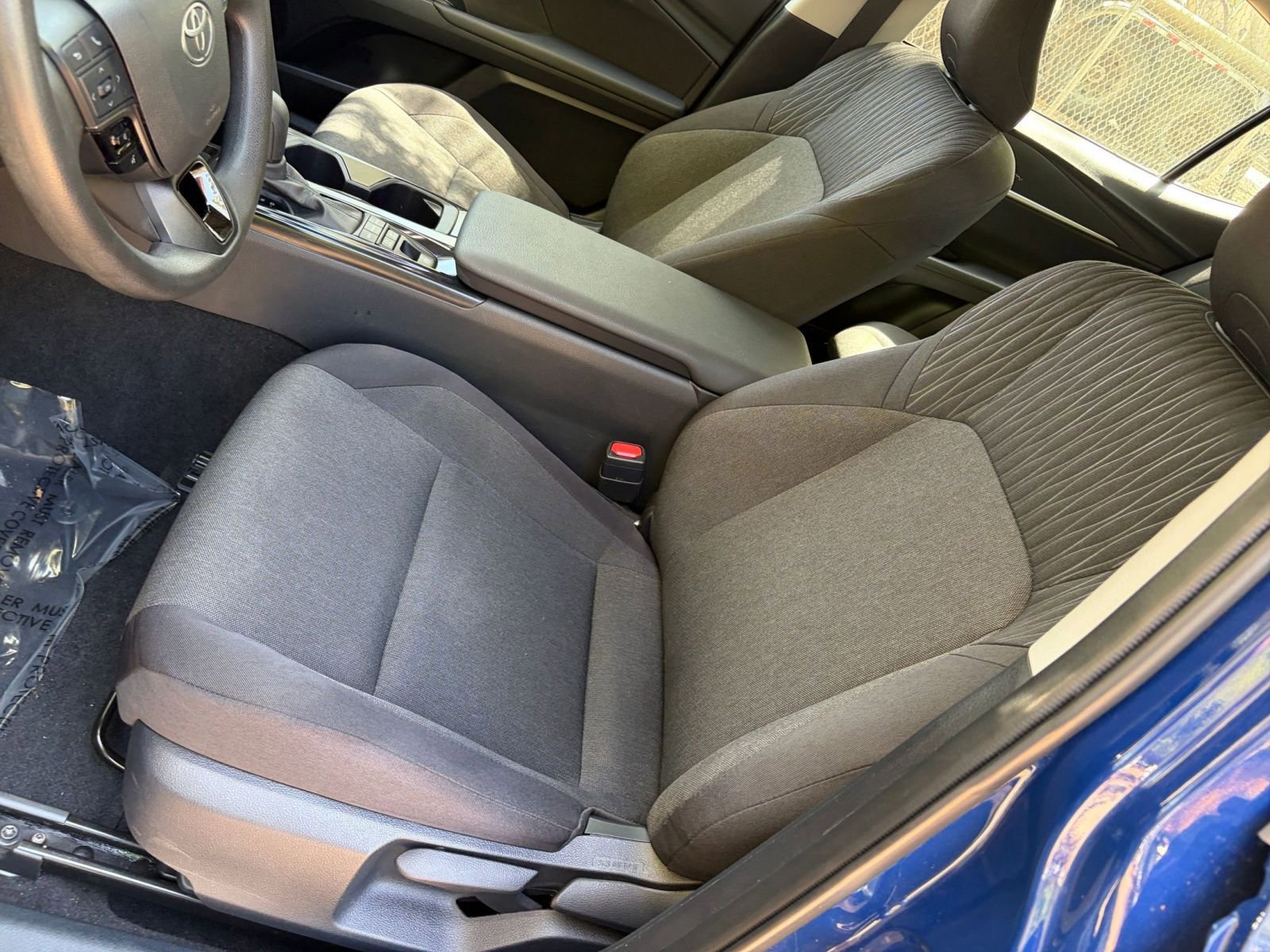 Thumbnail: 2025 Toyota Camry - 32