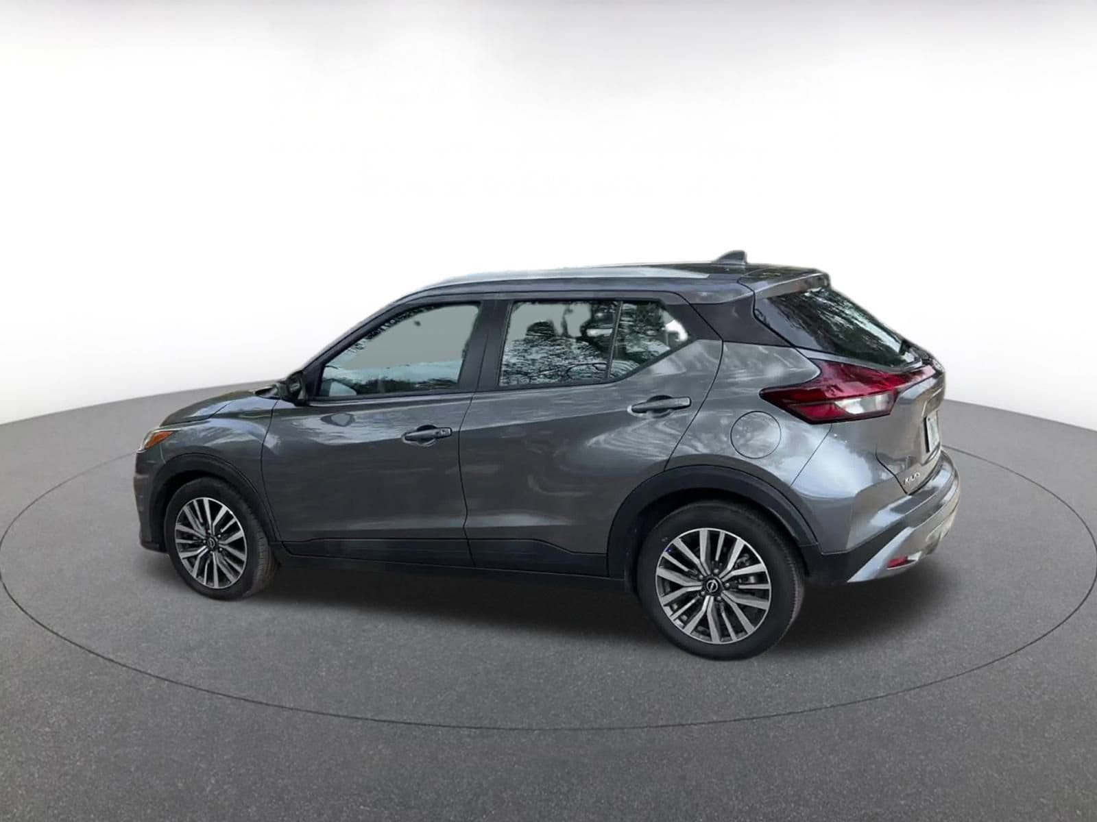 Thumbnail: 2024 Nissan Kicks - 10