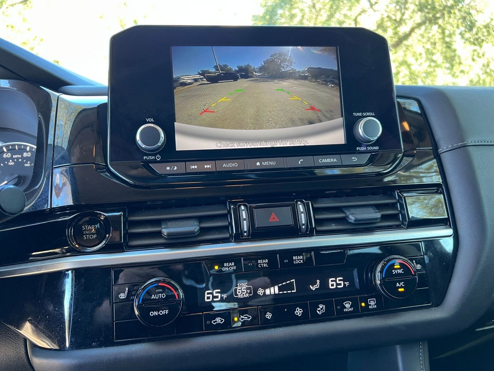 Thumbnail: 2025 Nissan Pathfinder - 17