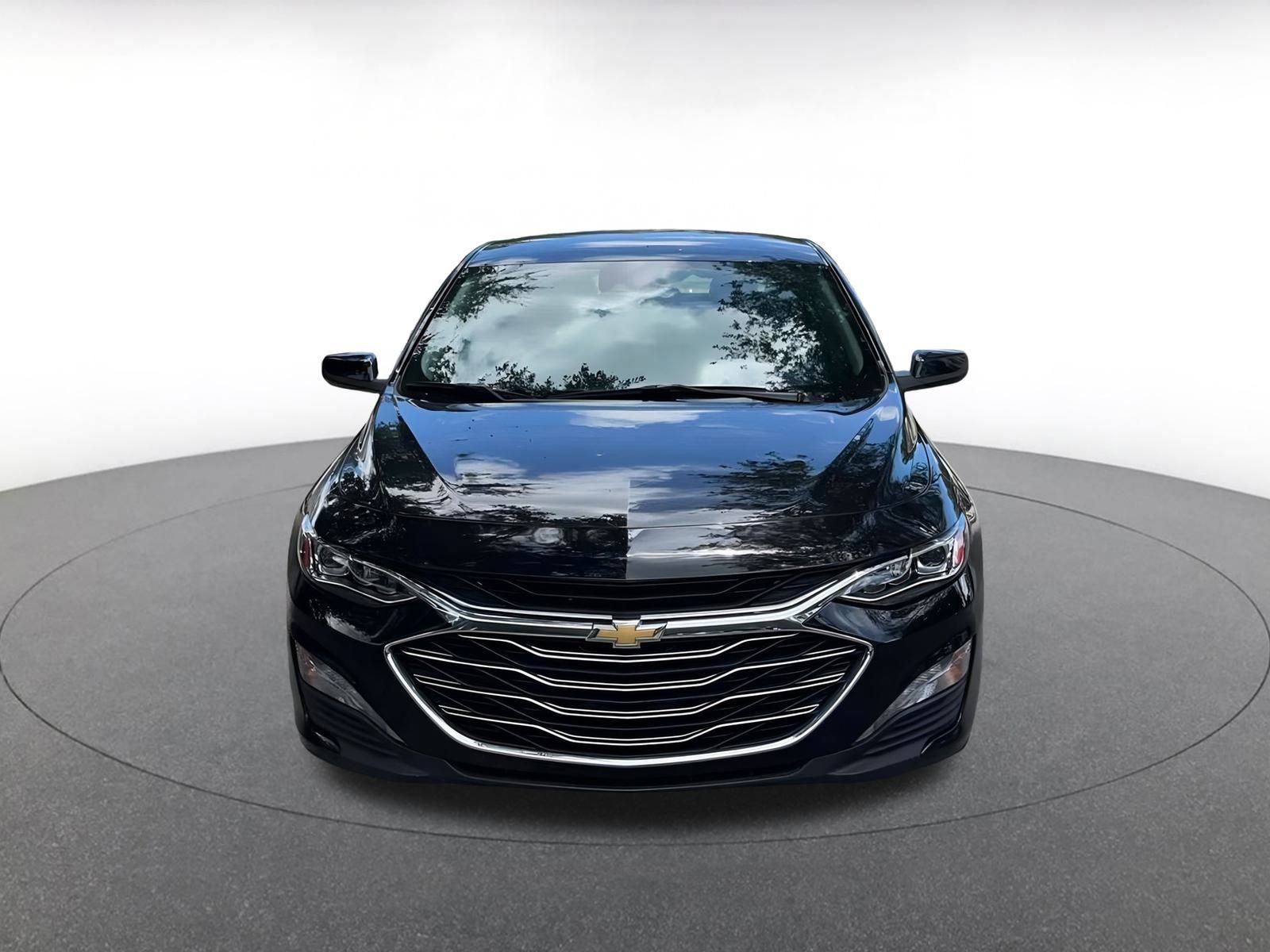 Thumbnail: 2024 Chevrolet Malibu - 4