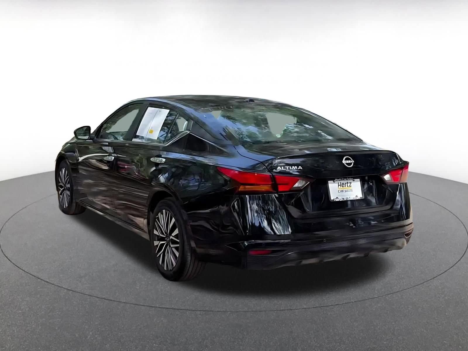 Thumbnail: 2025 Nissan Altima - 11