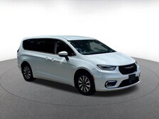 2023 Chrysler Pacifica Hybrid Touring L -
                  Orlando, FL