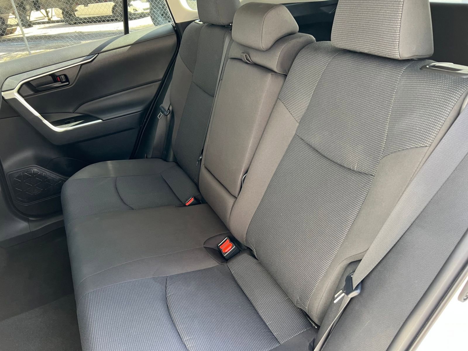 Thumbnail: 2025 Toyota RAV4 - 31