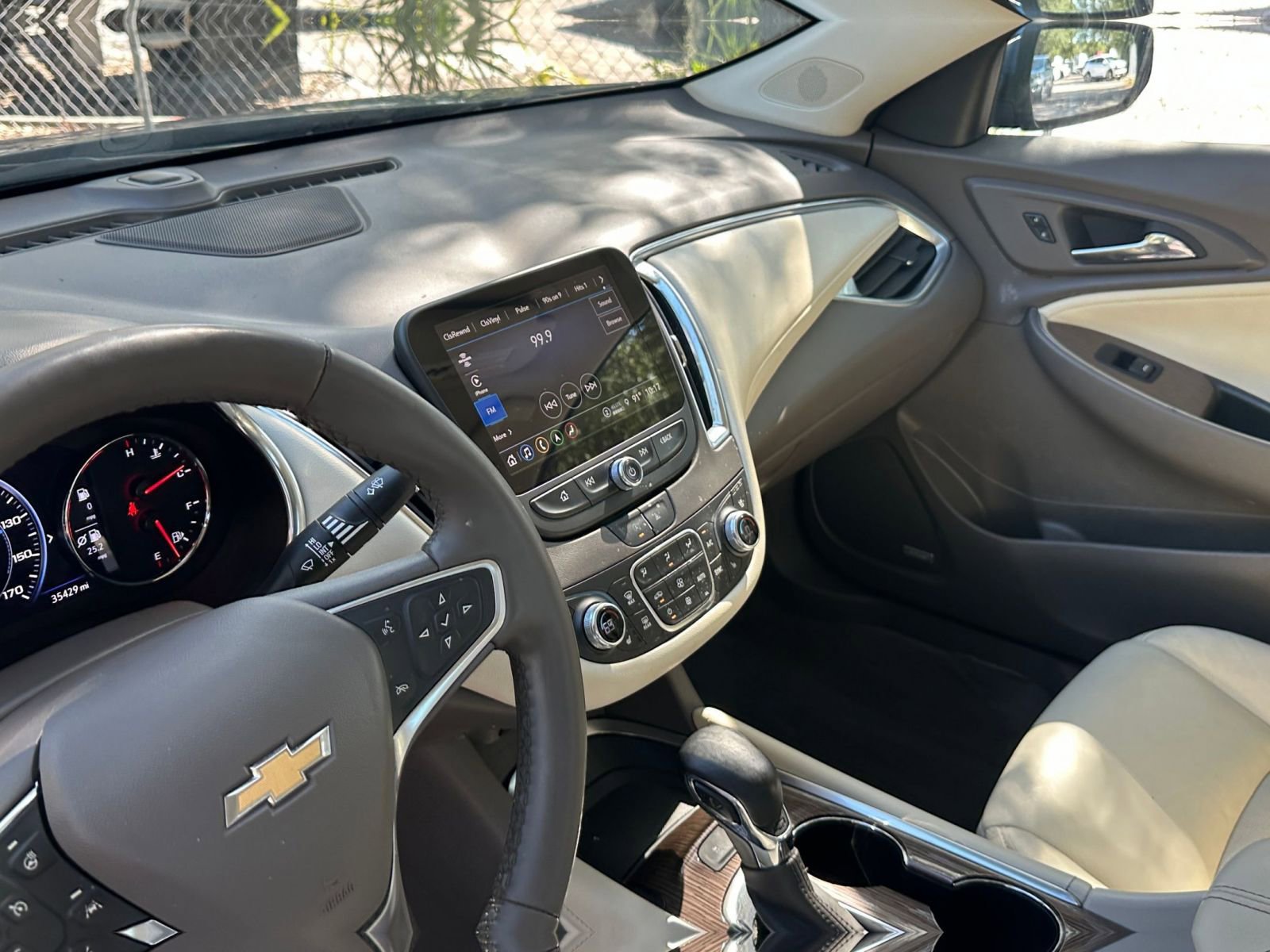 Thumbnail: 2024 Chevrolet Malibu - 29