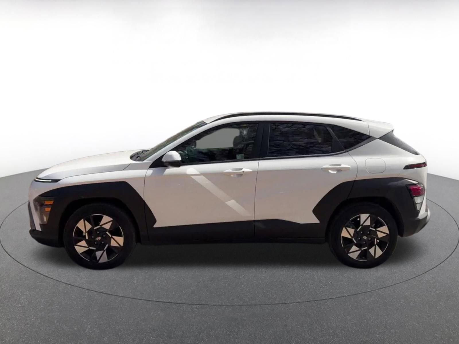 Thumbnail: 2025 Hyundai Kona - 9