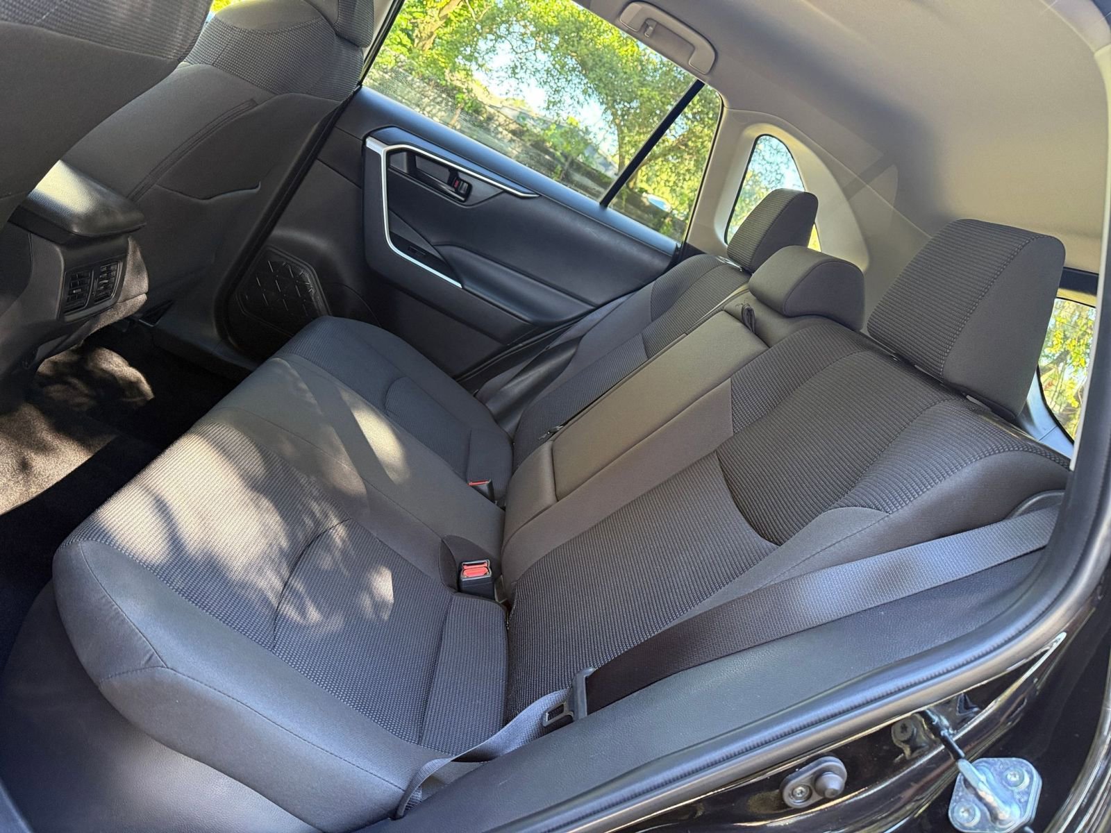 Thumbnail: 2025 Toyota RAV4 - 20