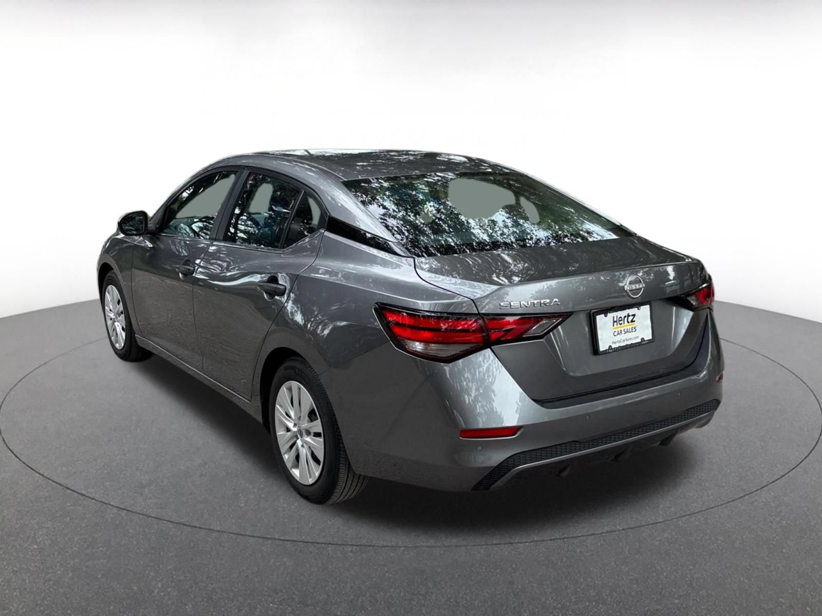 Thumbnail: 2025 Nissan Sentra - 9