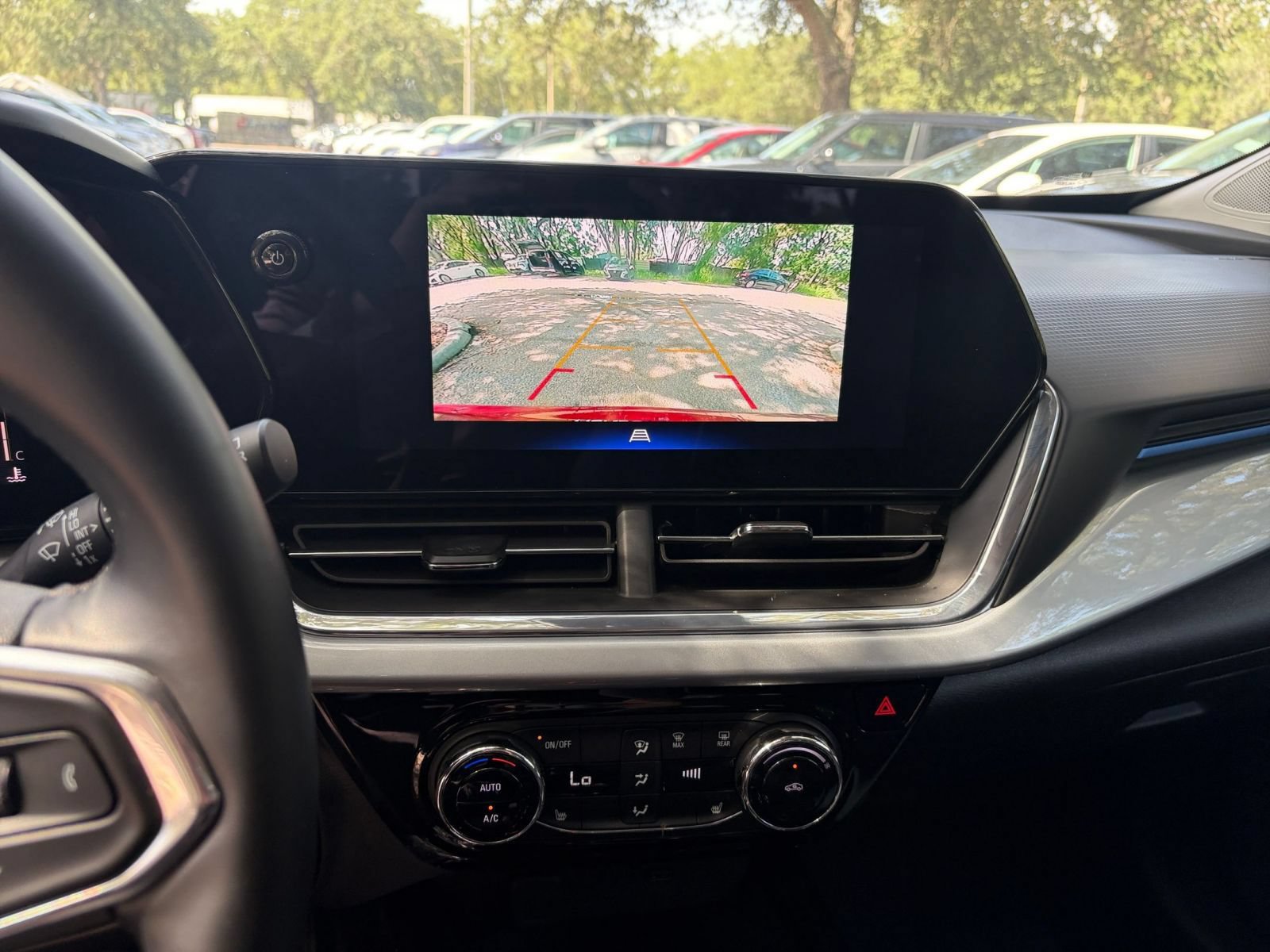 Thumbnail: 2025 Chevrolet Trax - 23