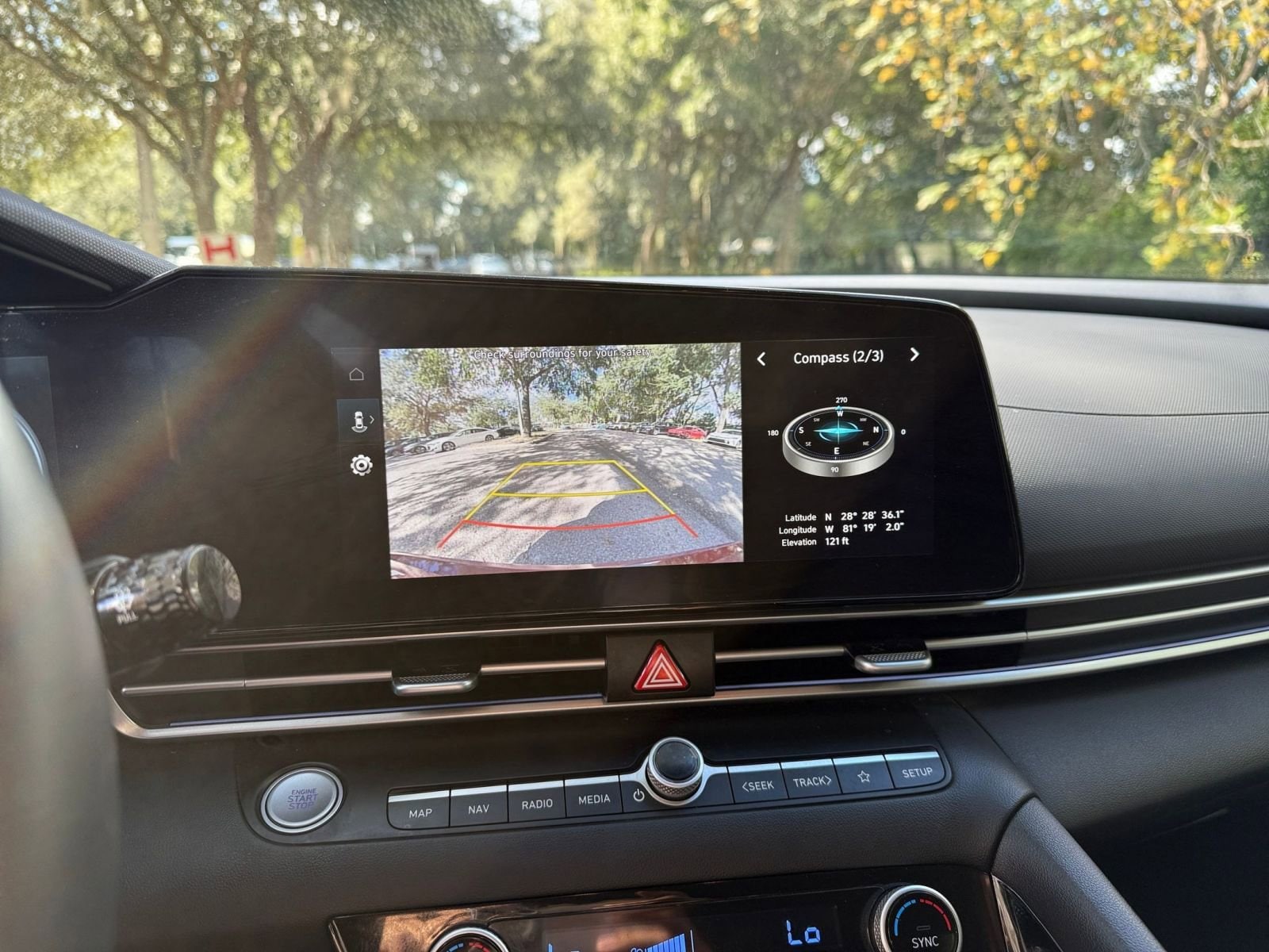 Thumbnail: 2025 Hyundai Elantra - 17