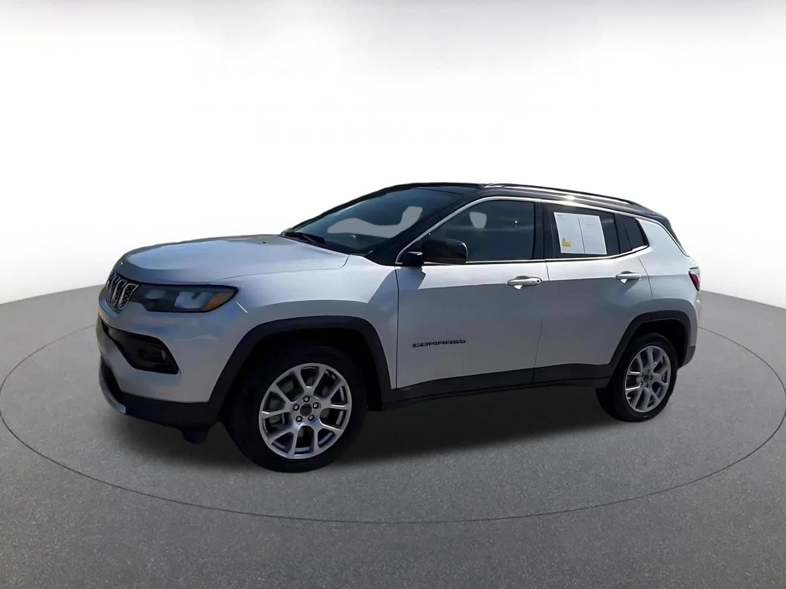 Thumbnail: 2025 Jeep Compass - 8