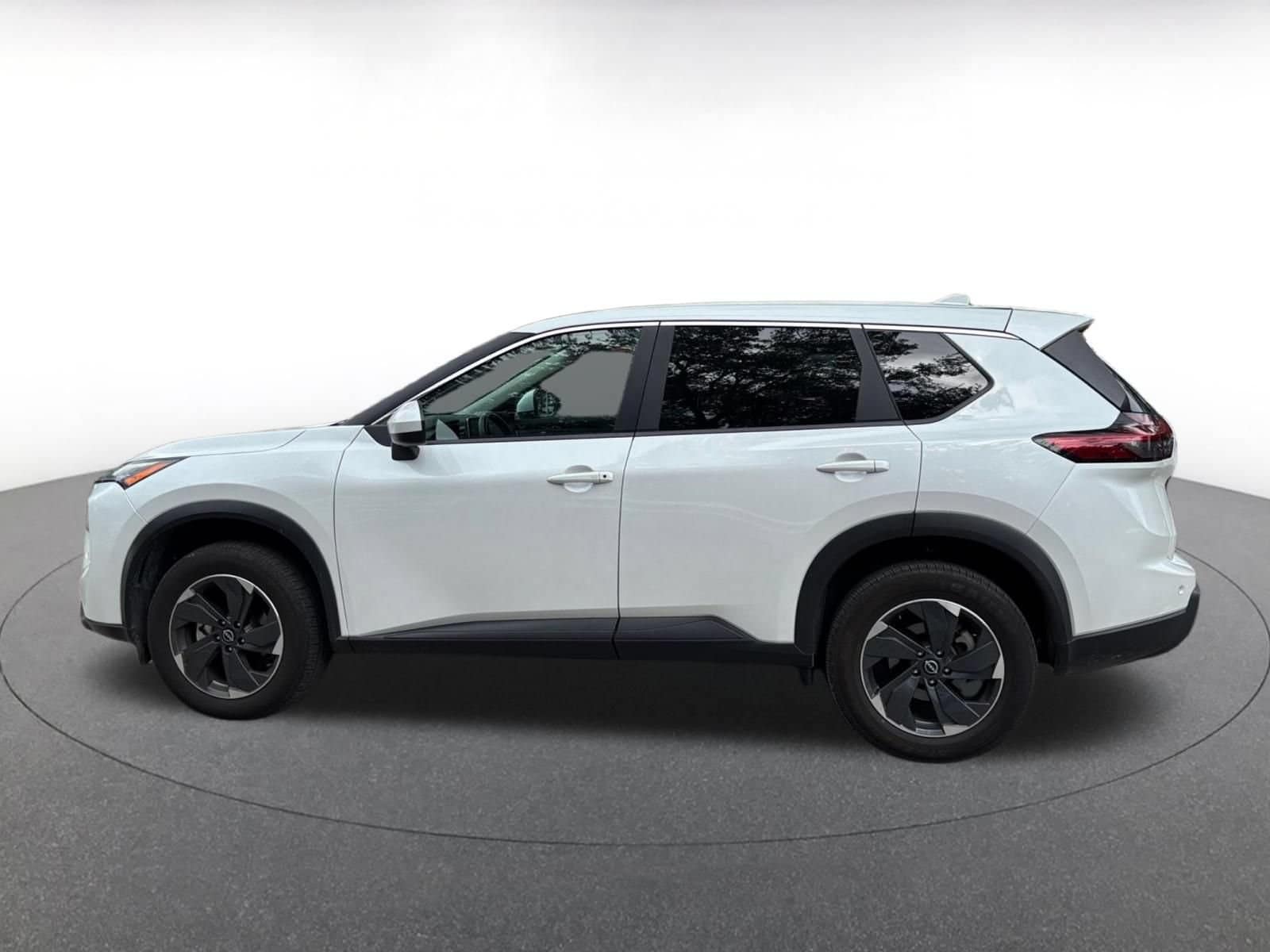 Thumbnail: 2025 Nissan Rogue - 4
