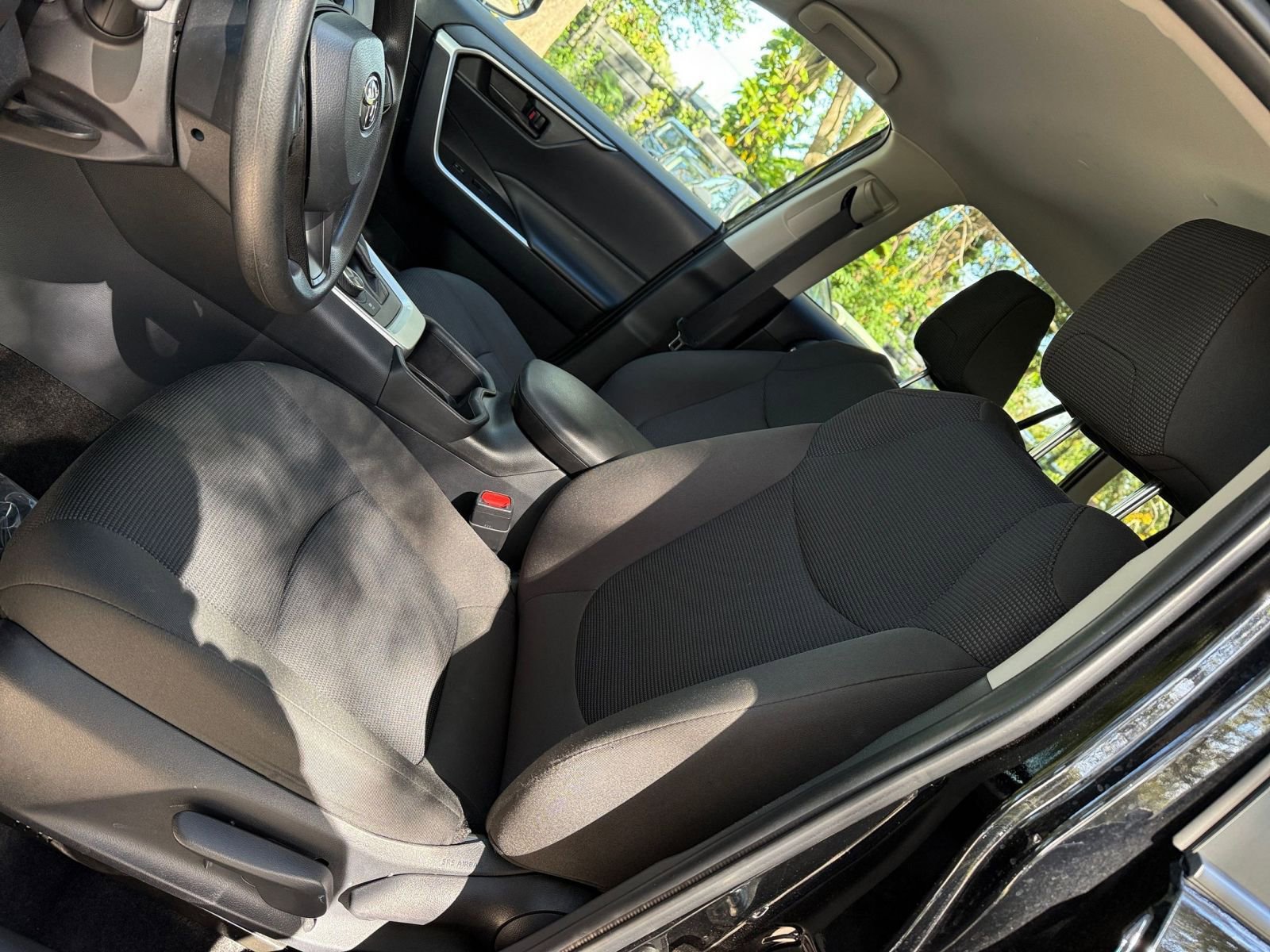 Thumbnail: 2025 Toyota RAV4 - 21