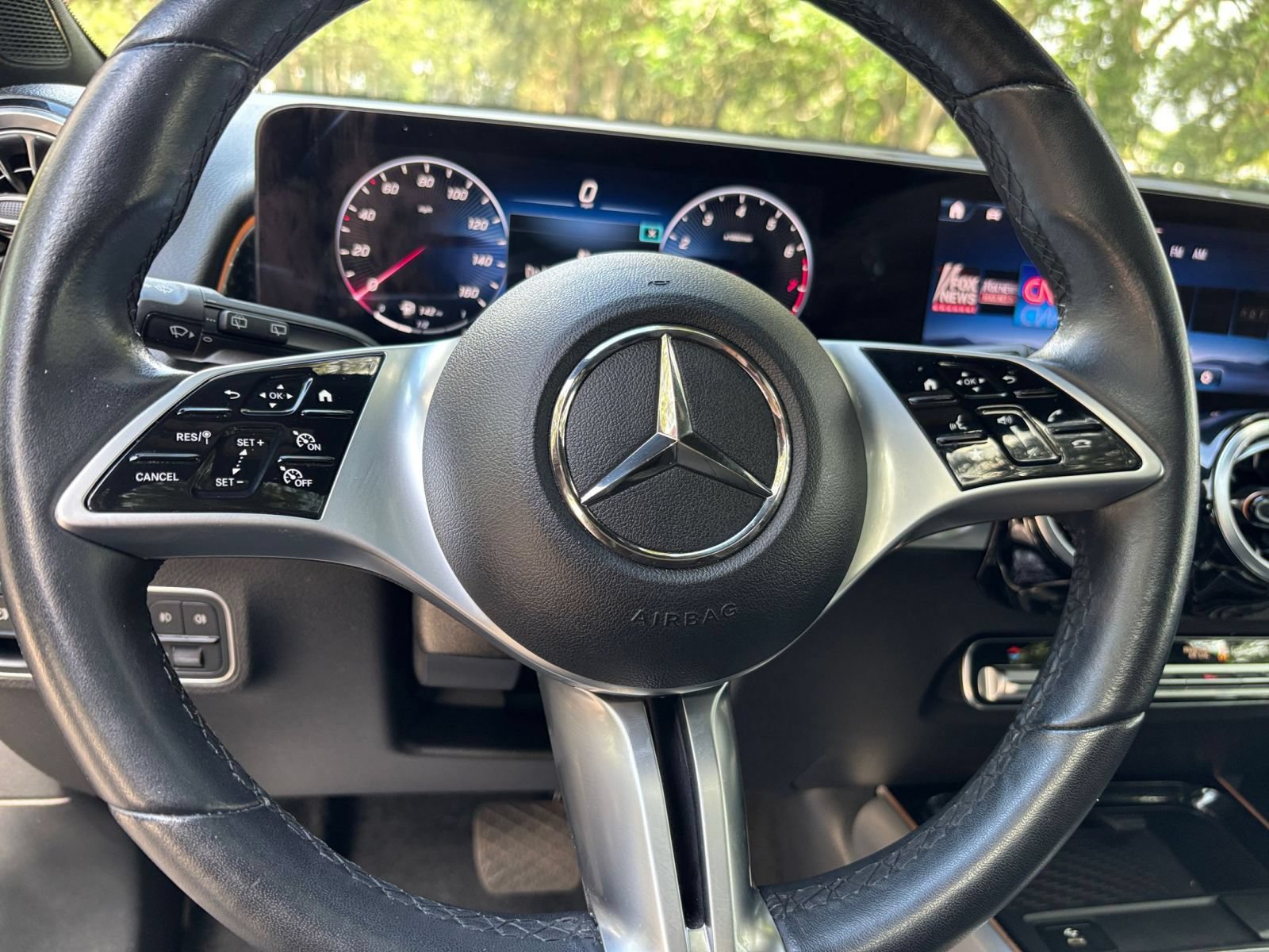 Thumbnail: 2025 Mercedes-Benz GLB - 29