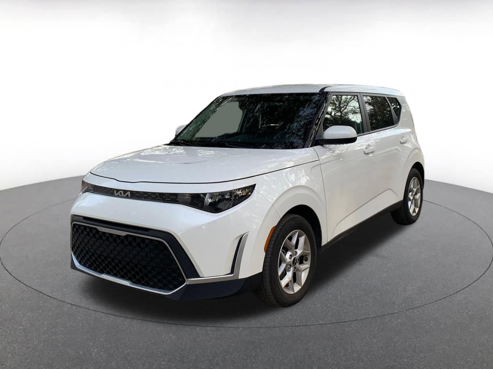 Thumbnail: 2025 Kia Soul - 3