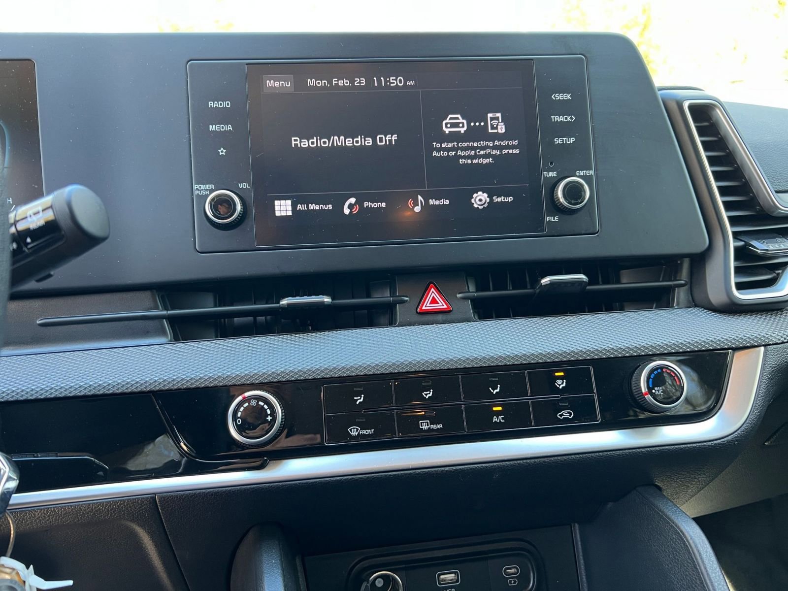 Thumbnail: 2025 Kia Sportage - 17