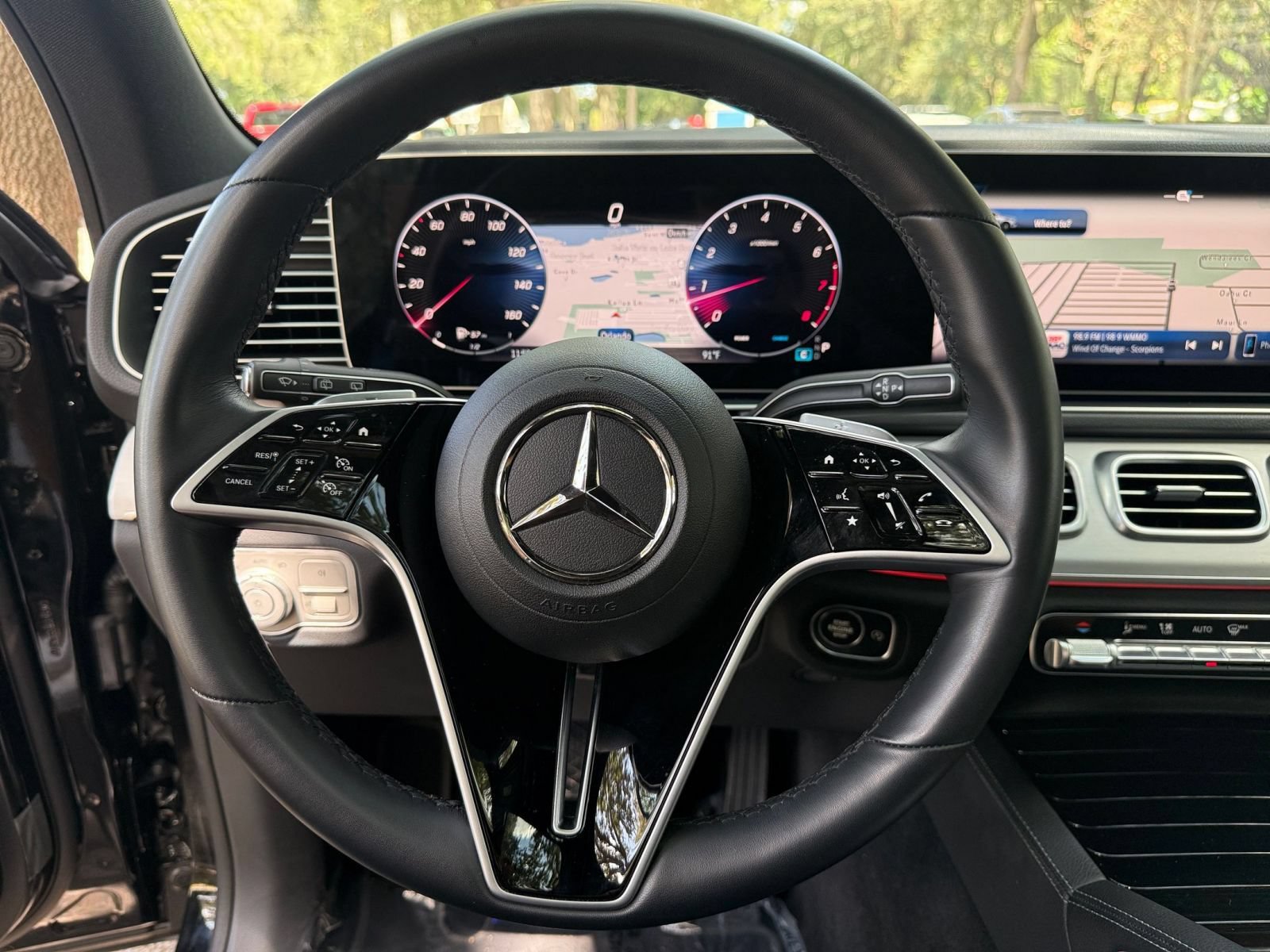 Thumbnail: 2026 Mercedes-Benz GLE - 28