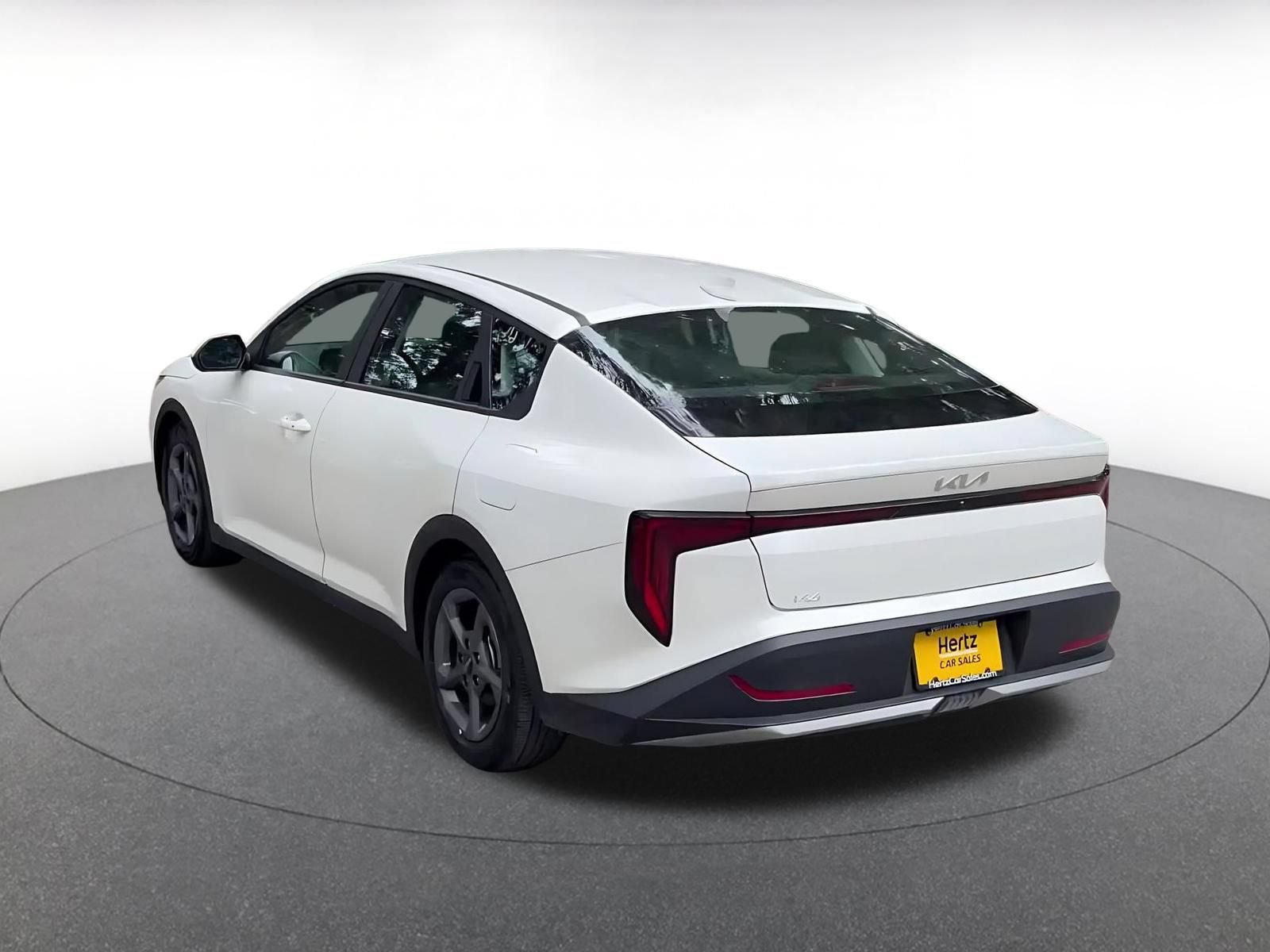 Thumbnail: 2025 Kia K4 - 10