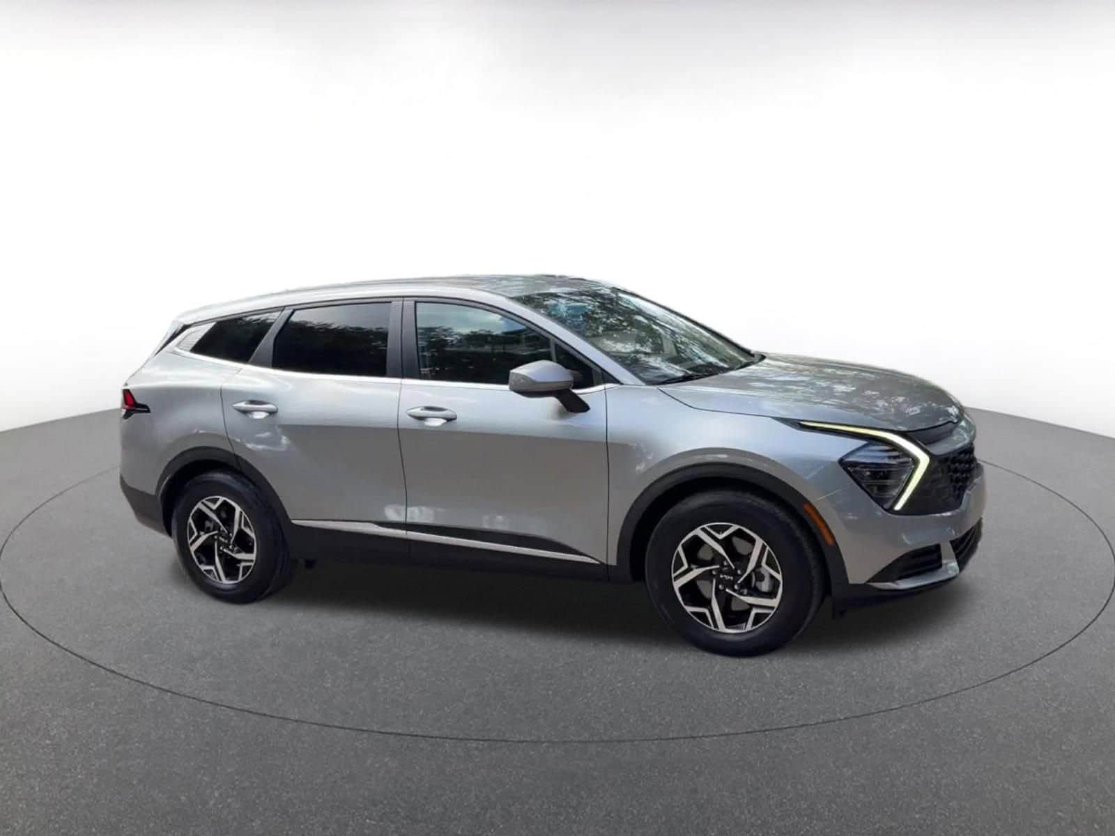 Thumbnail: 2025 Kia Sportage - 2