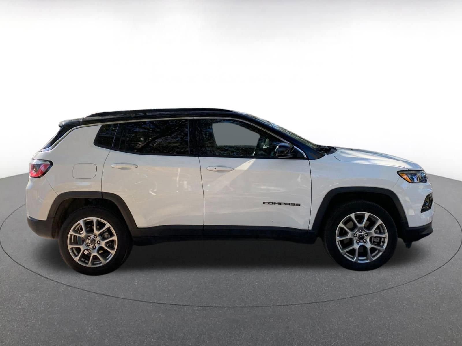 Thumbnail: 2025 Jeep Compass - 8