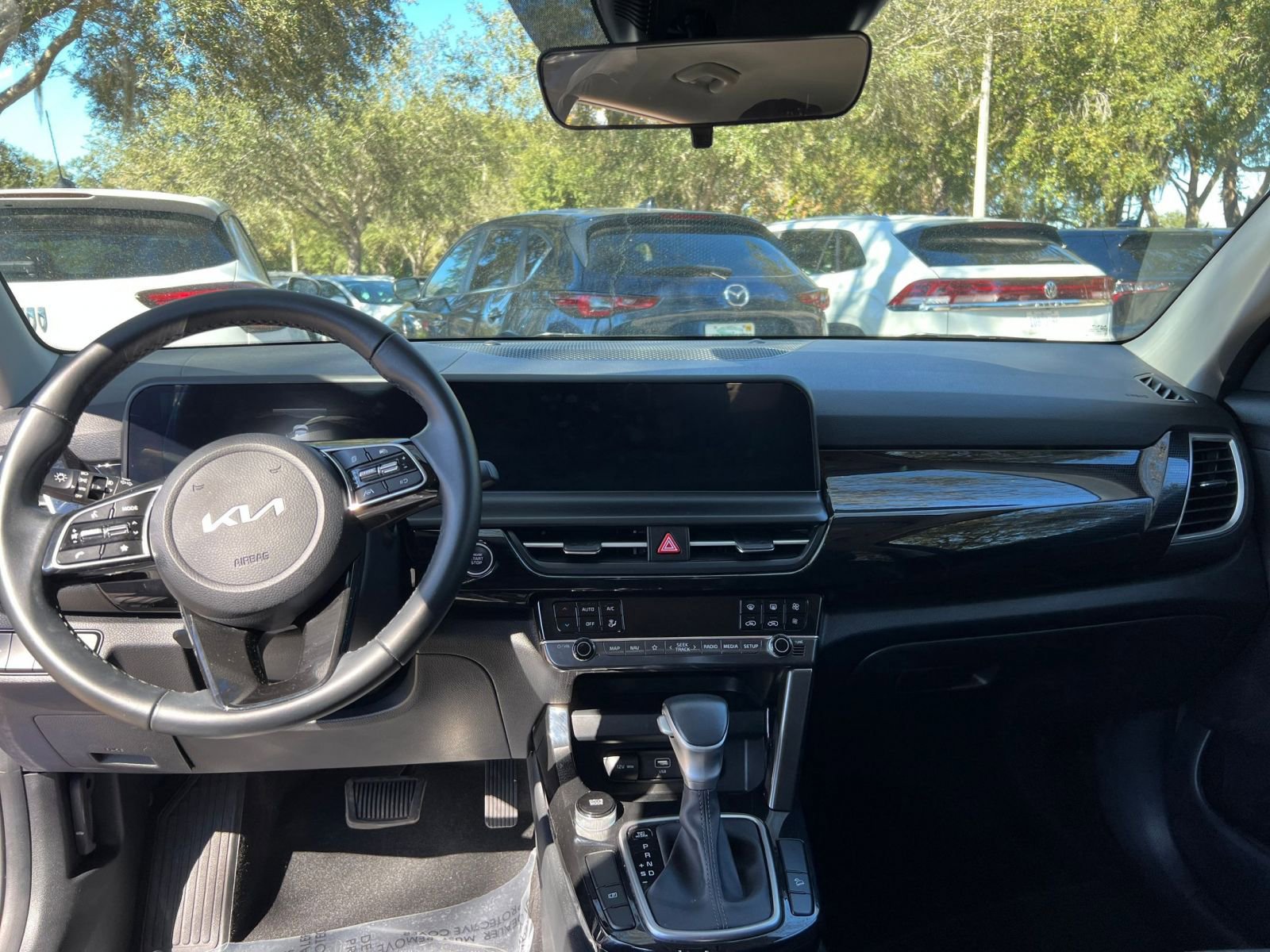 Thumbnail: 2025 Kia Seltos - 29