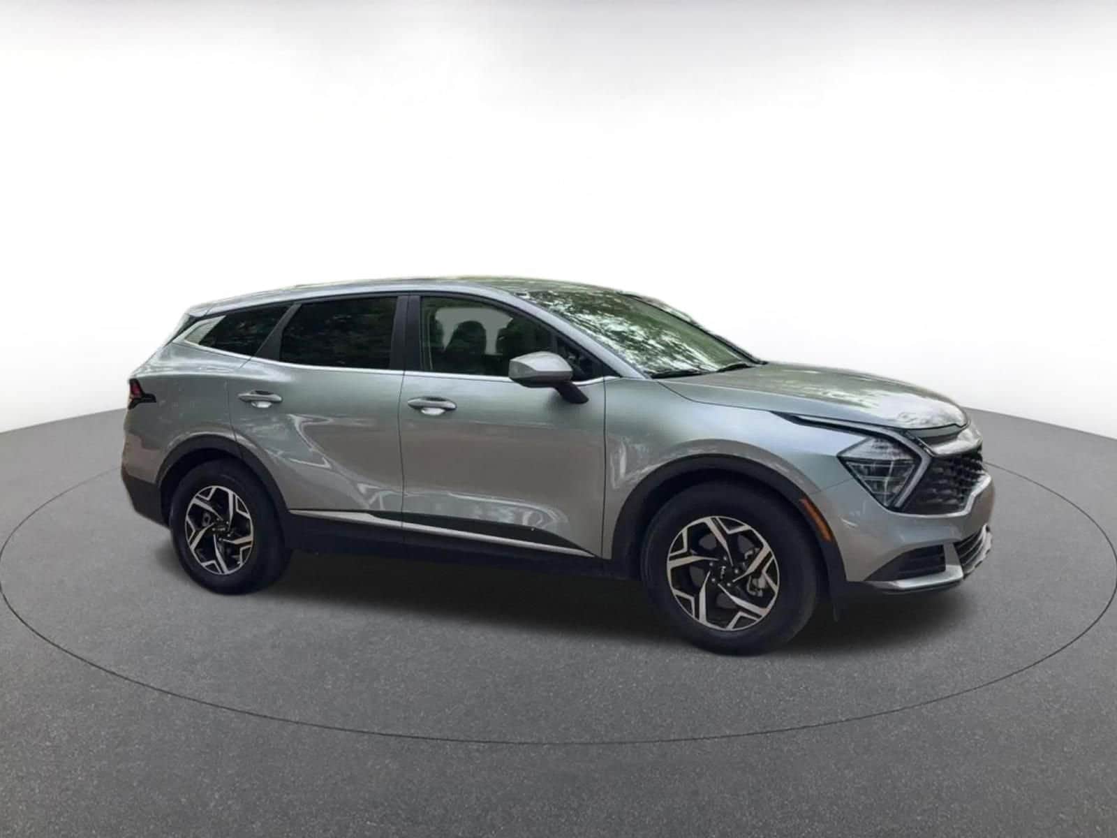 Thumbnail: 2025 Kia Sportage - 2