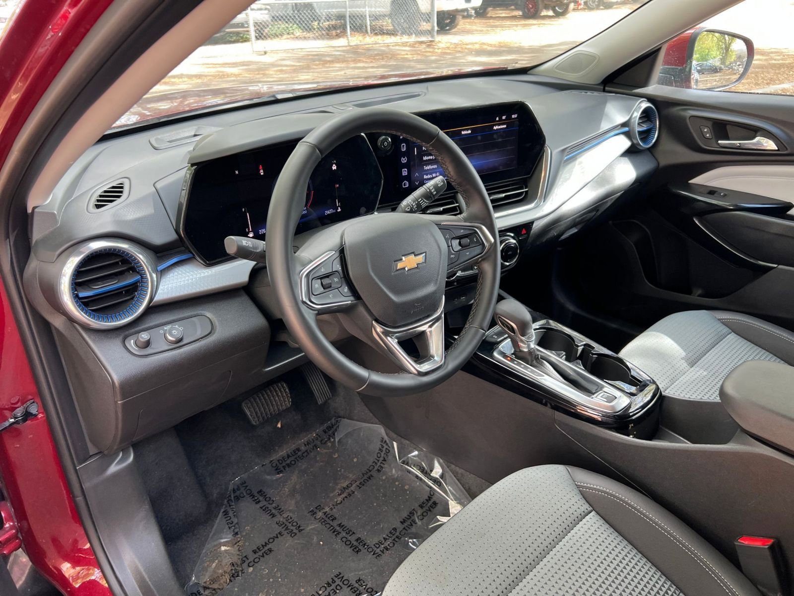 Thumbnail: 2025 Chevrolet Trax - 30