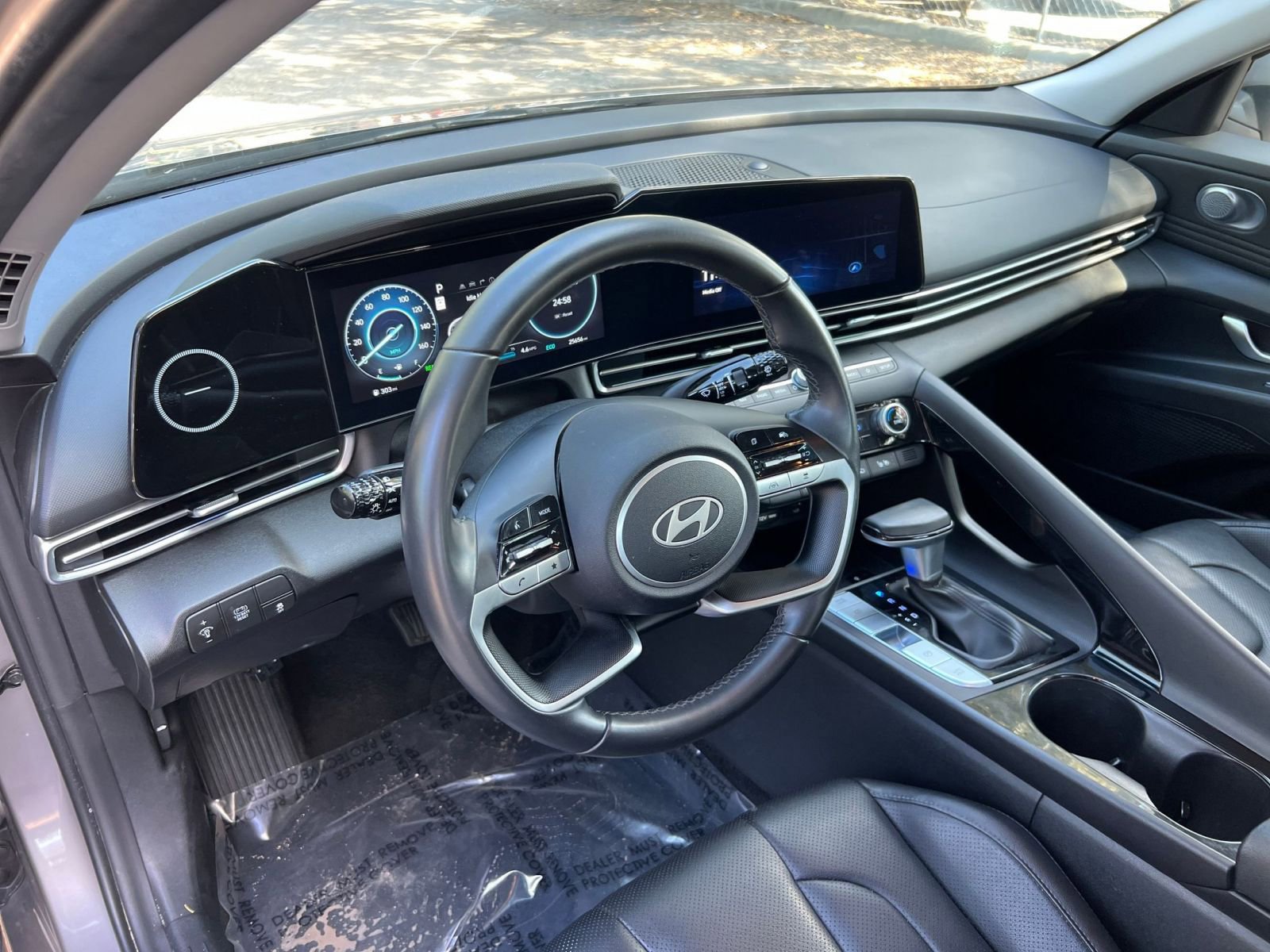 Thumbnail: 2025 Hyundai Elantra - 28