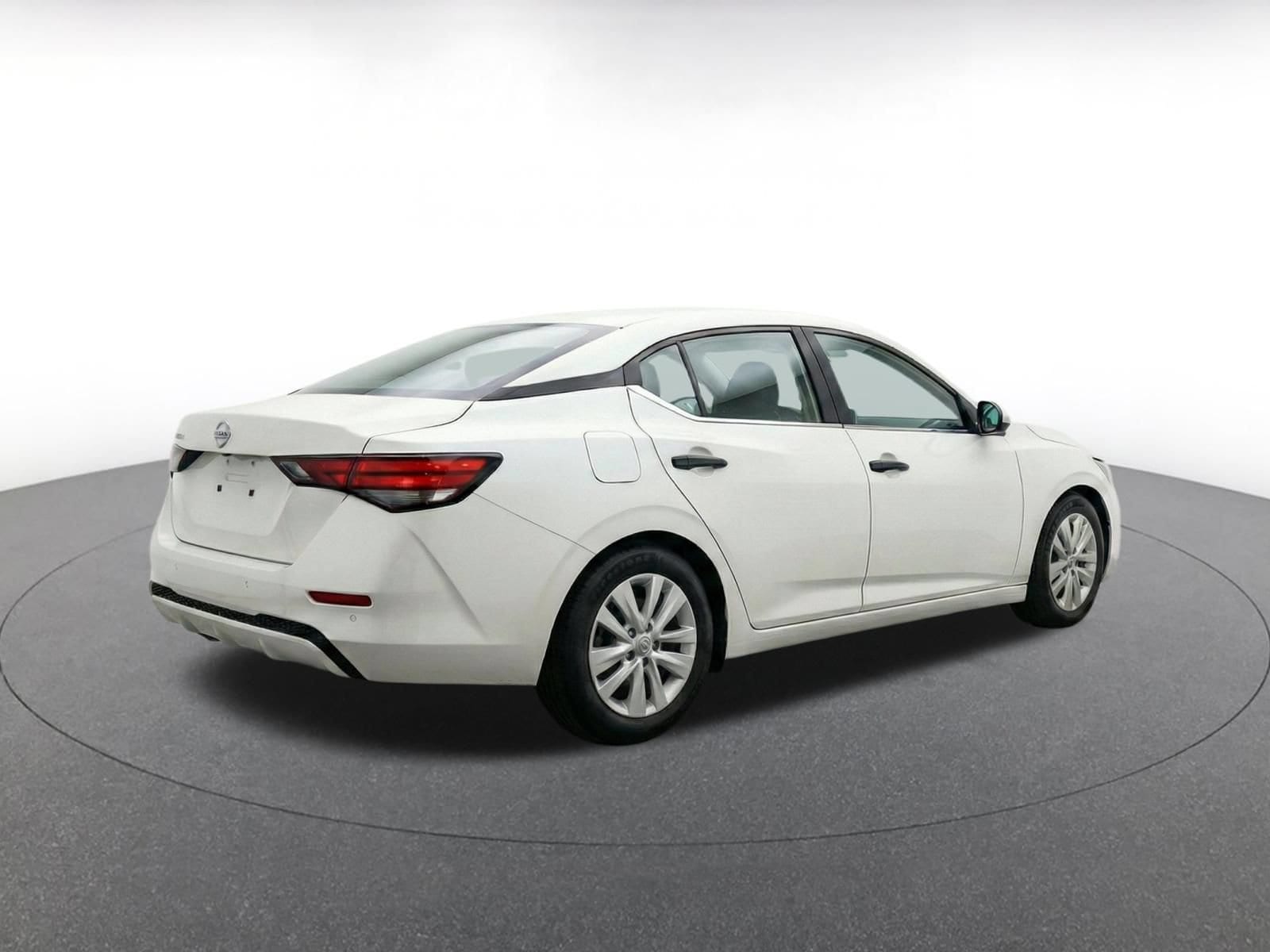 Thumbnail: 2025 Nissan Sentra - 9