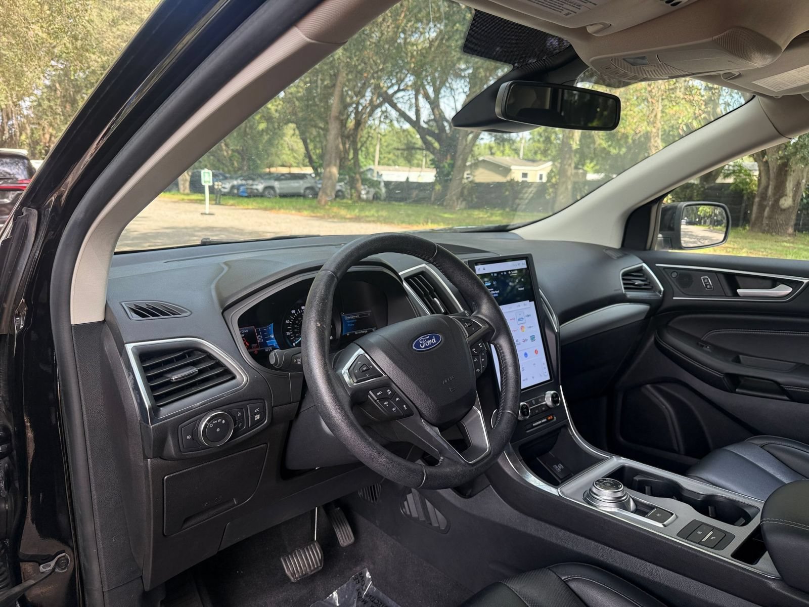 Thumbnail: 2022 Ford Edge - 28