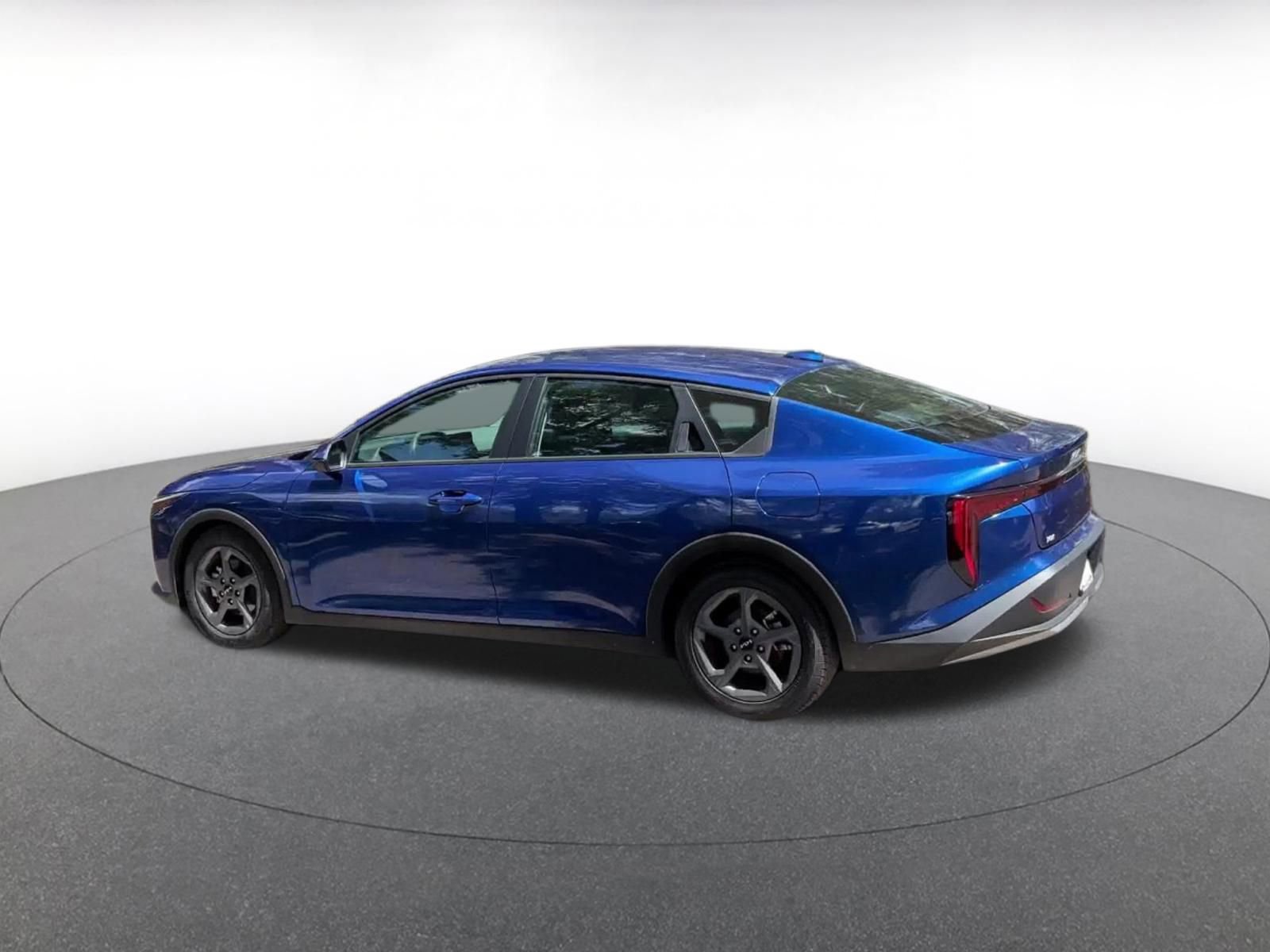 Thumbnail: 2025 Kia K4 - 10
