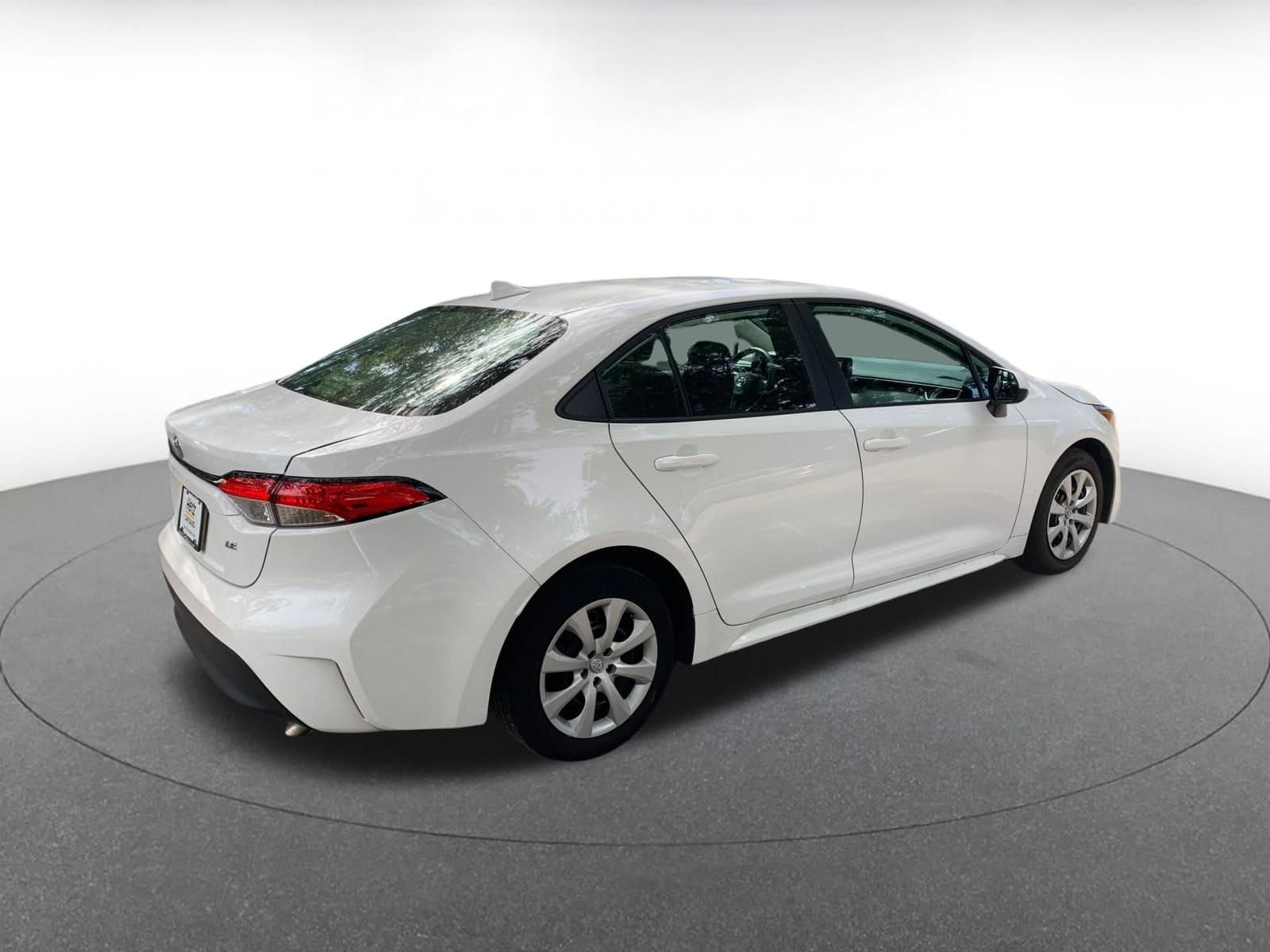 Thumbnail: 2023 Toyota Corolla - 7