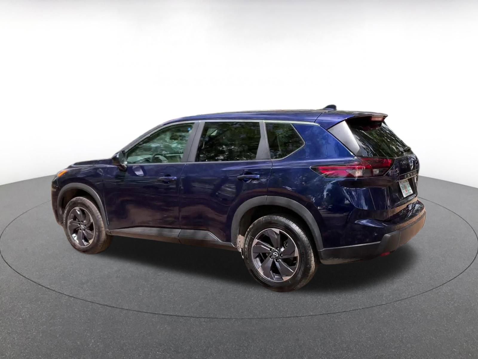 Thumbnail: 2025 Nissan Rogue - 10