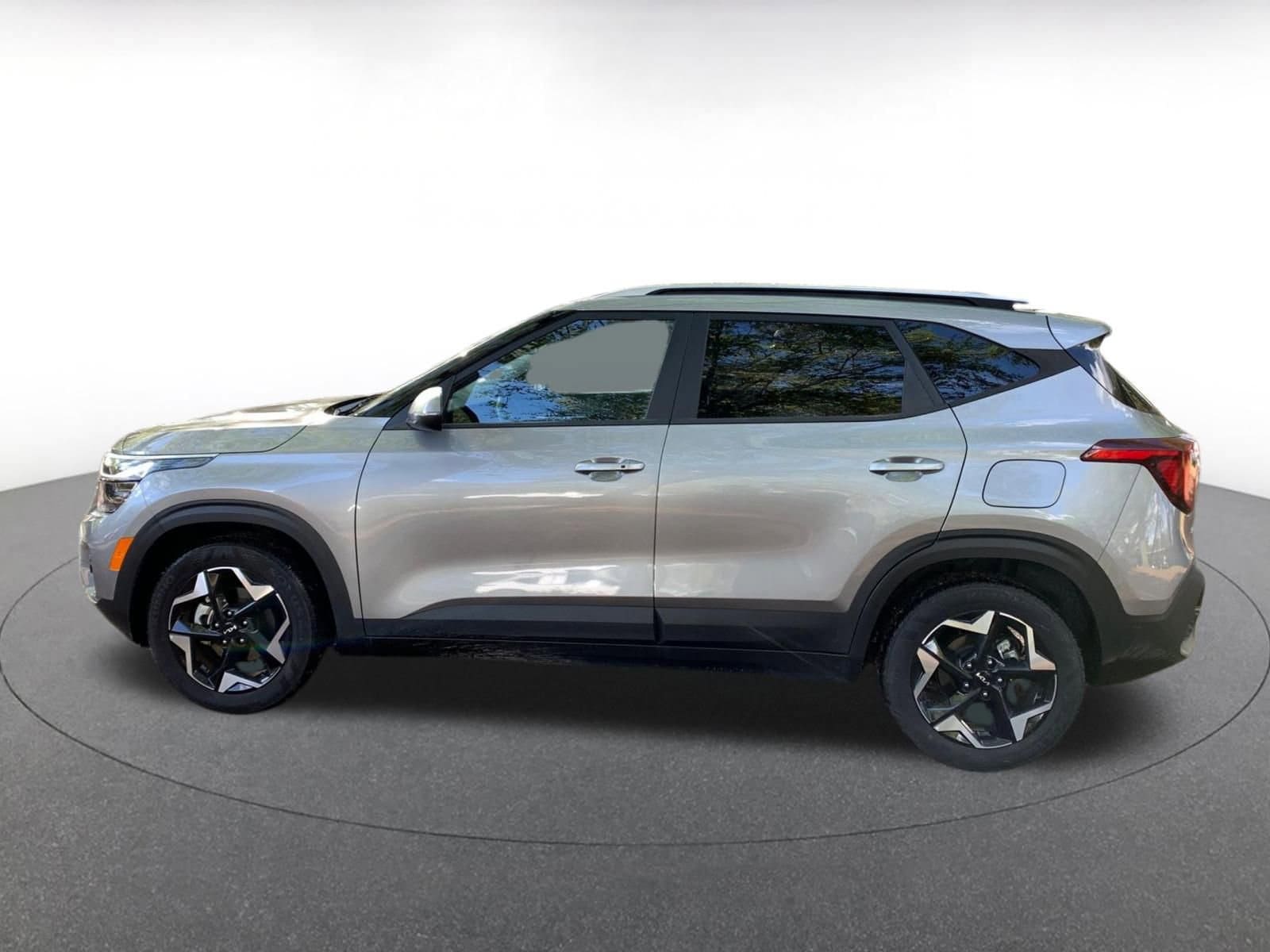 Thumbnail: 2025 Kia Seltos - 4