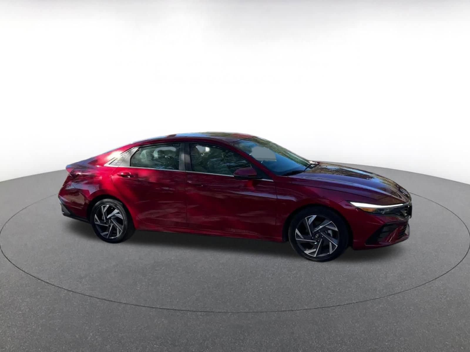 Thumbnail: 2025 Hyundai Elantra - 2