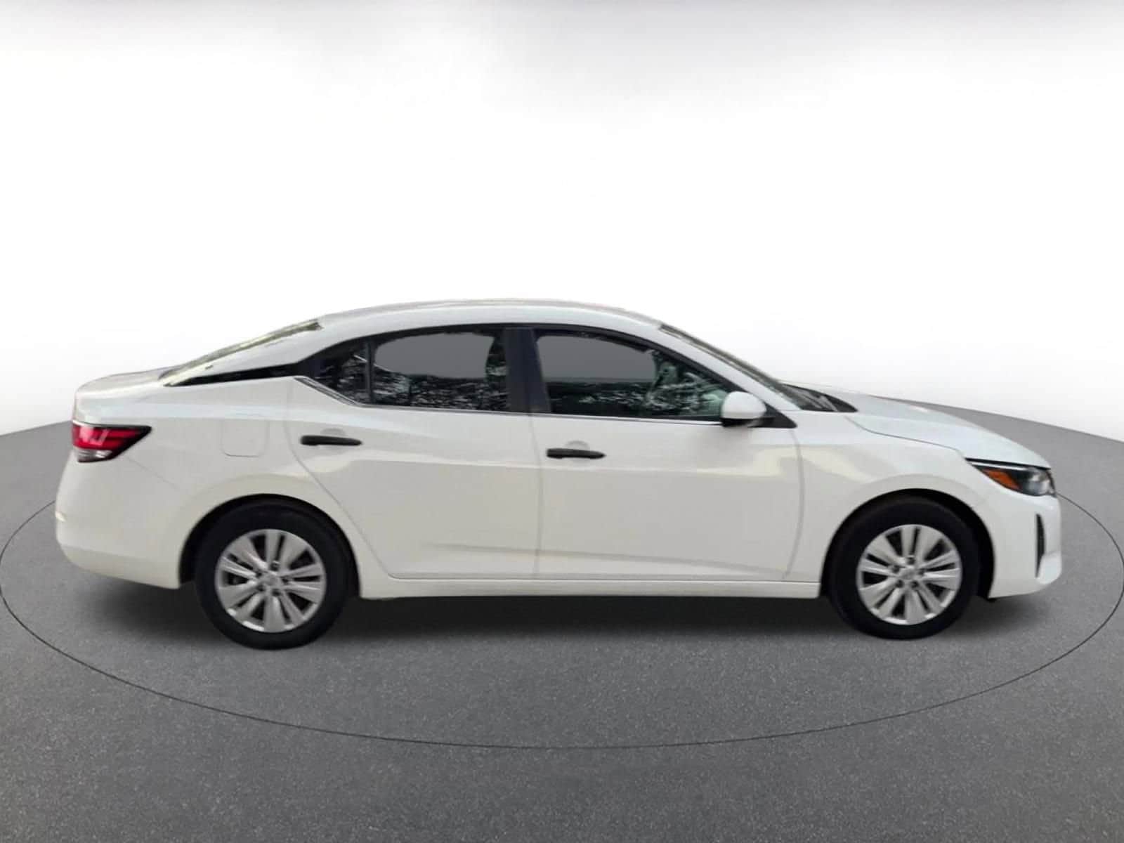 Thumbnail: 2025 Nissan Sentra - 16