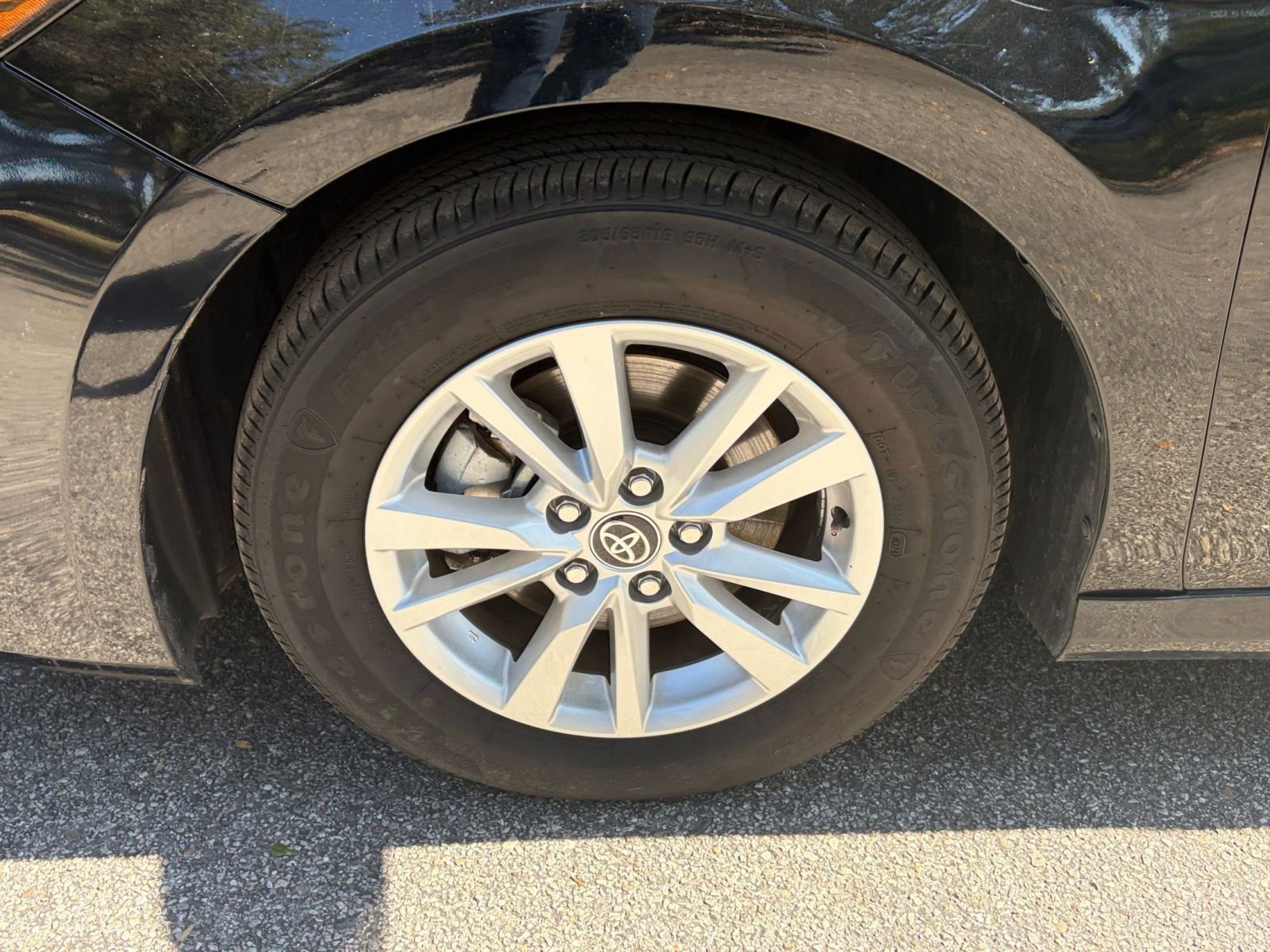 Thumbnail: 2025 Toyota Camry - 23