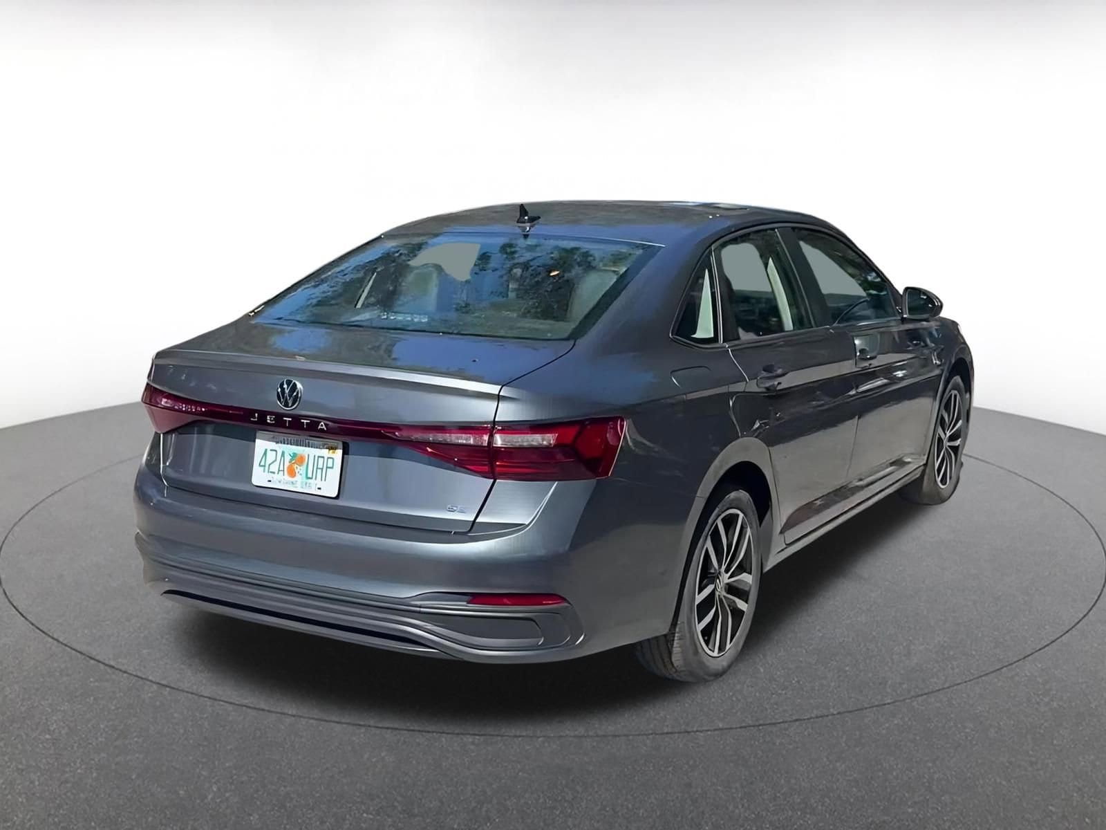 Thumbnail: 2025 Volkswagen Jetta - 15