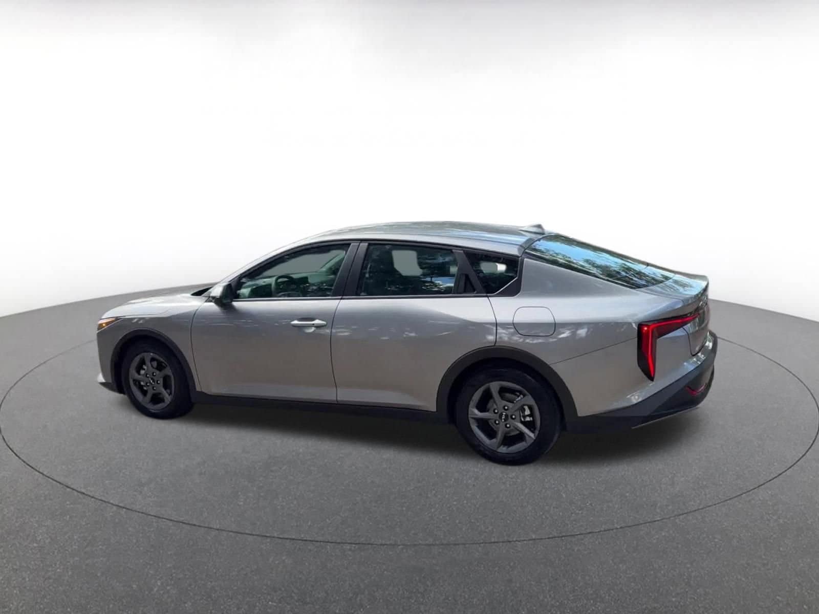 Thumbnail: 2025 Kia K4 - 10