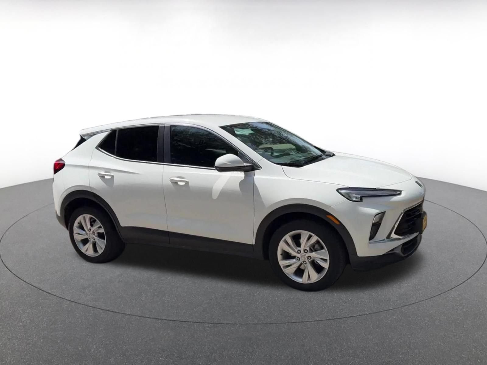 Thumbnail: 2025 Buick Encore GX - 2