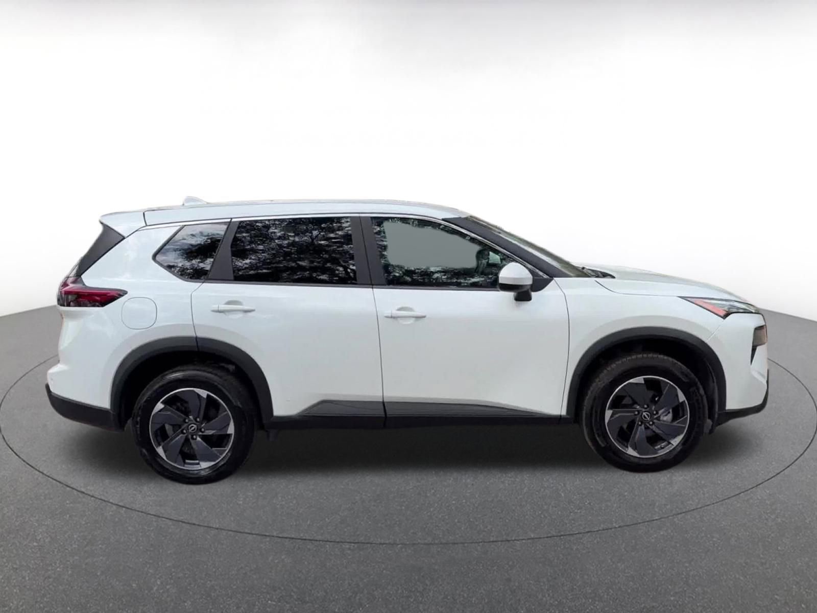 Thumbnail: 2025 Nissan Rogue - 16