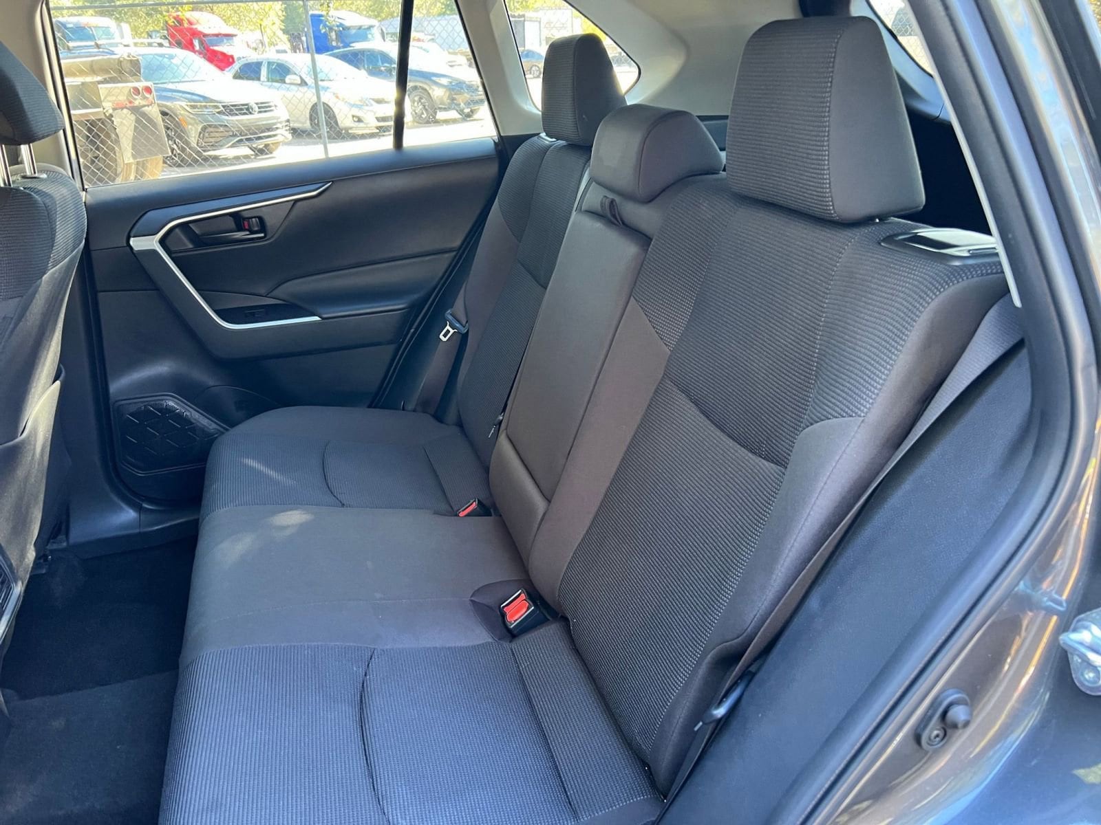 Thumbnail: 2025 Toyota RAV4 - 32