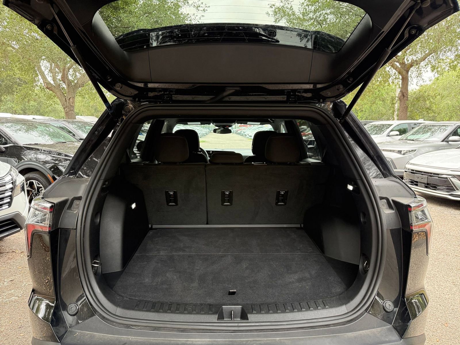 Thumbnail: 2025 Chevrolet Equinox - 29