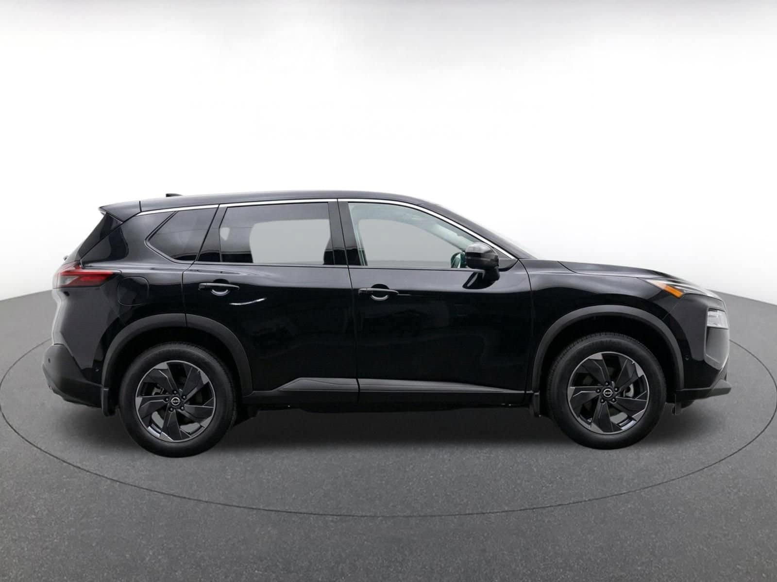 Thumbnail: 2025 Nissan Rogue - 8