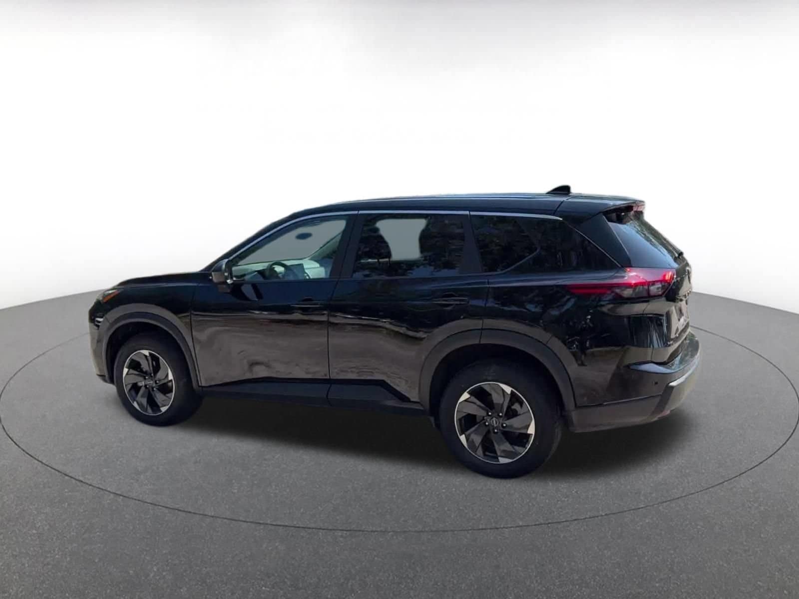 Thumbnail: 2025 Nissan Rogue - 8