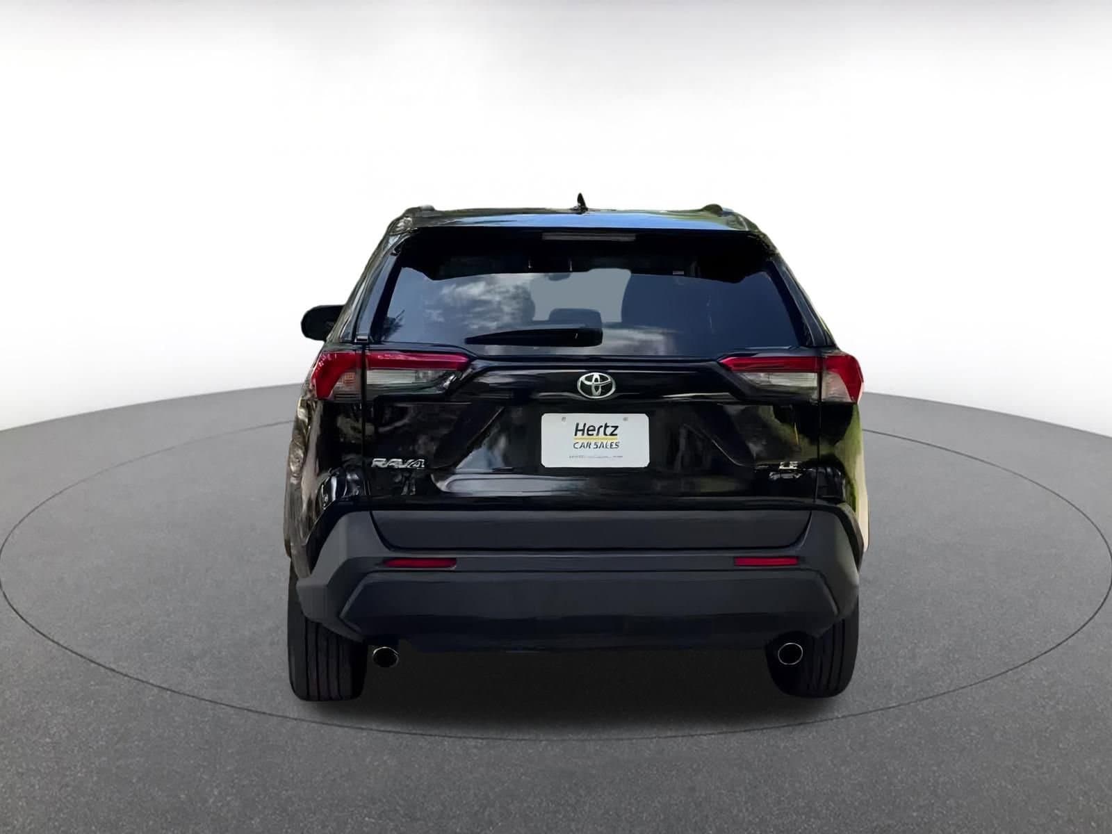 Thumbnail: 2025 Toyota RAV4 - 12