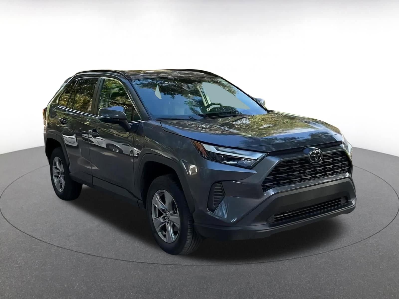 Thumbnail: 2025 Toyota RAV4 - 3