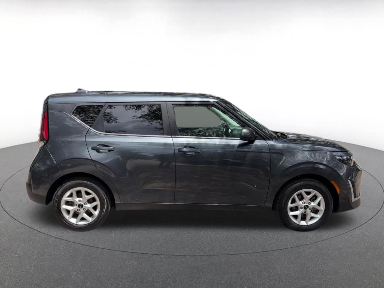Thumbnail: 2025 Kia Soul - 16