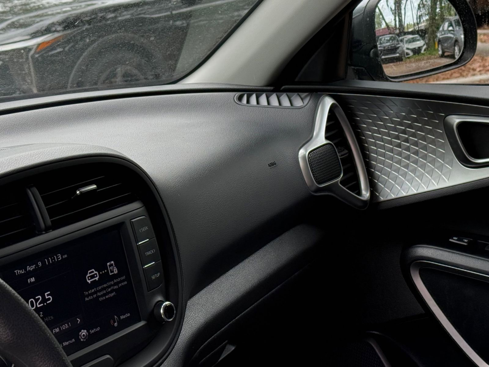 Thumbnail: 2025 Kia Soul - 32