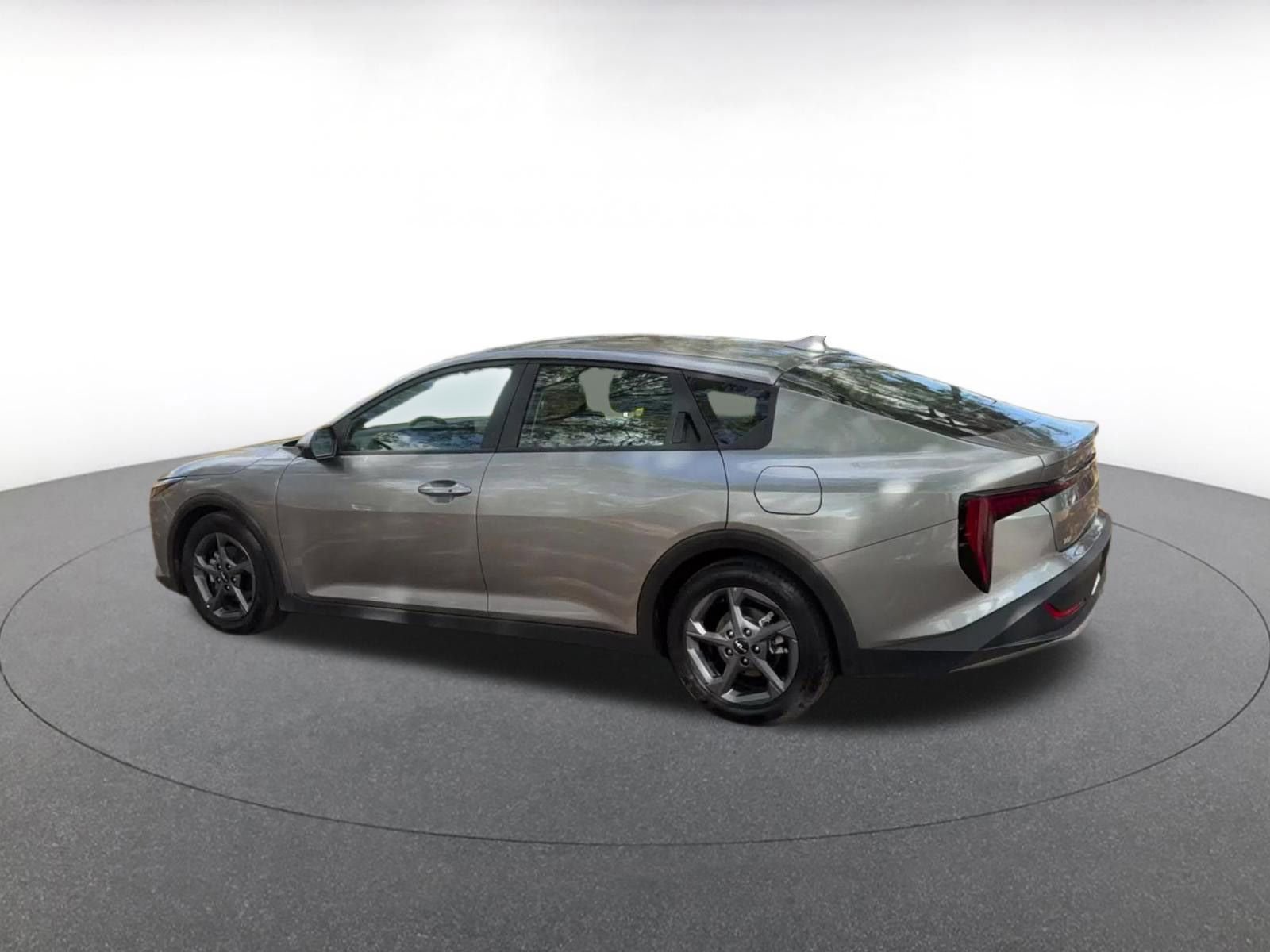 Thumbnail: 2025 Kia K4 - 10