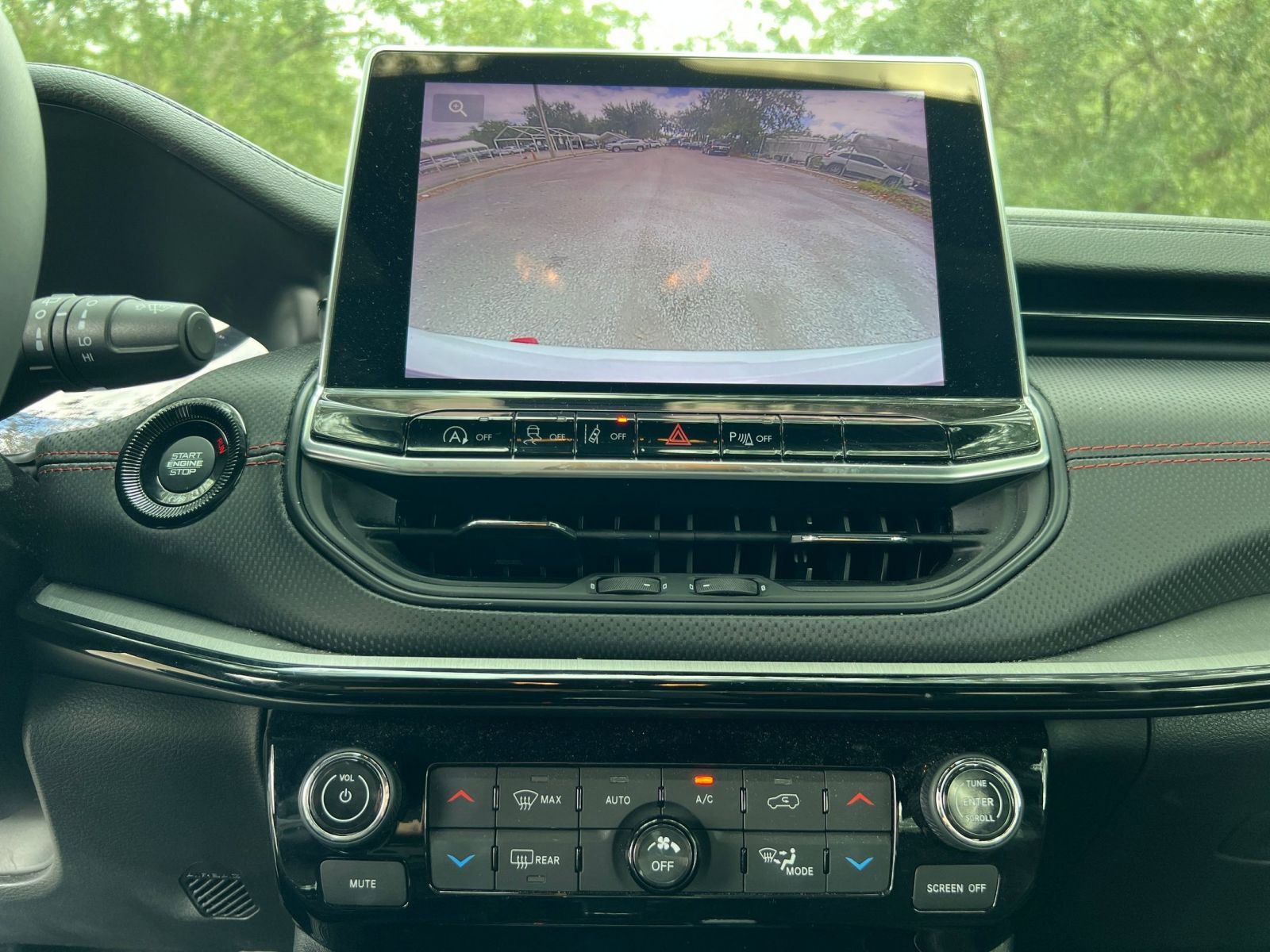 Thumbnail: 2025 Jeep Compass - 17